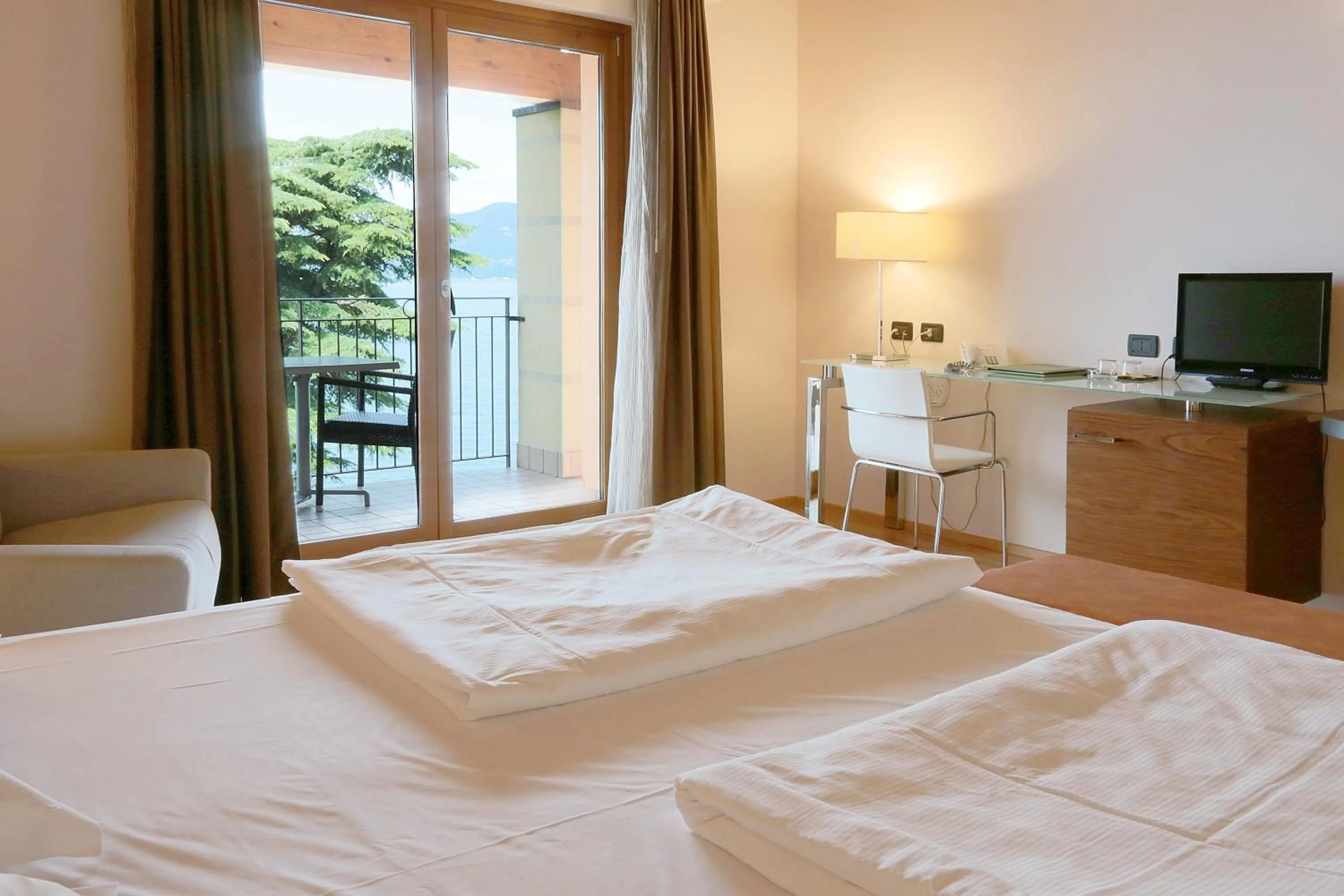 Photo of the whole room, Bed in Hotel Lido