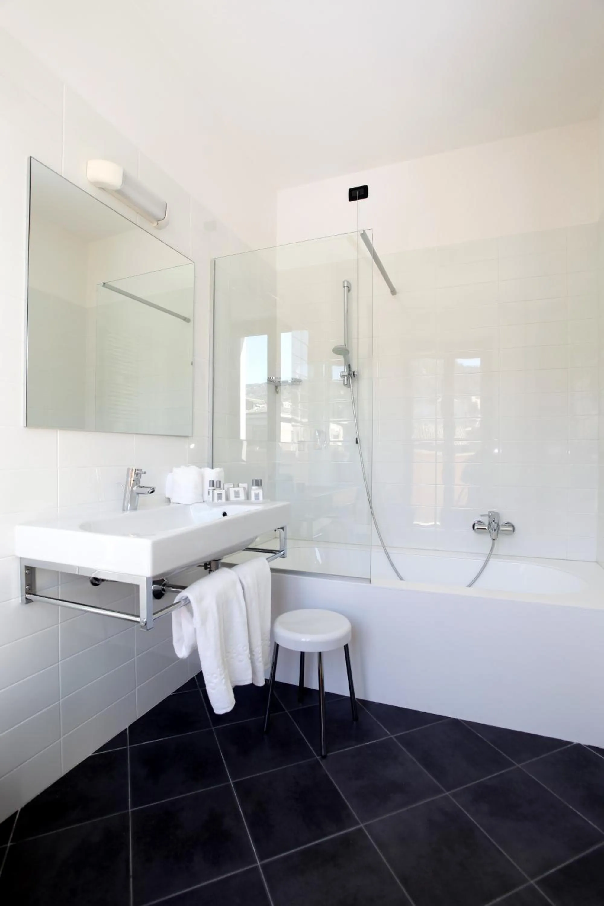 Bathroom in Hotel Lido