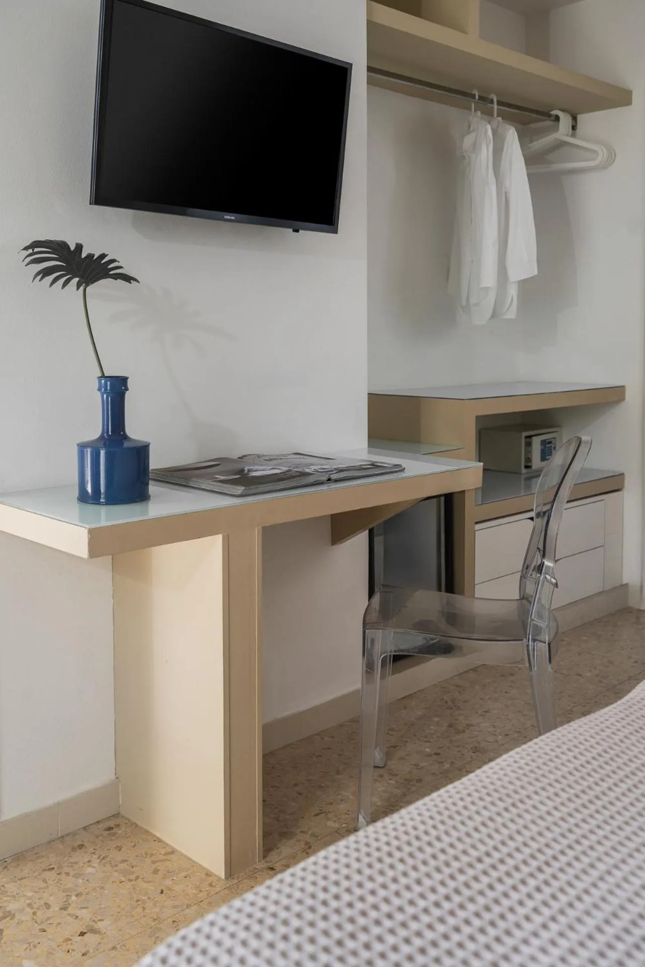 TV and multimedia in Hotel delle Nazioni