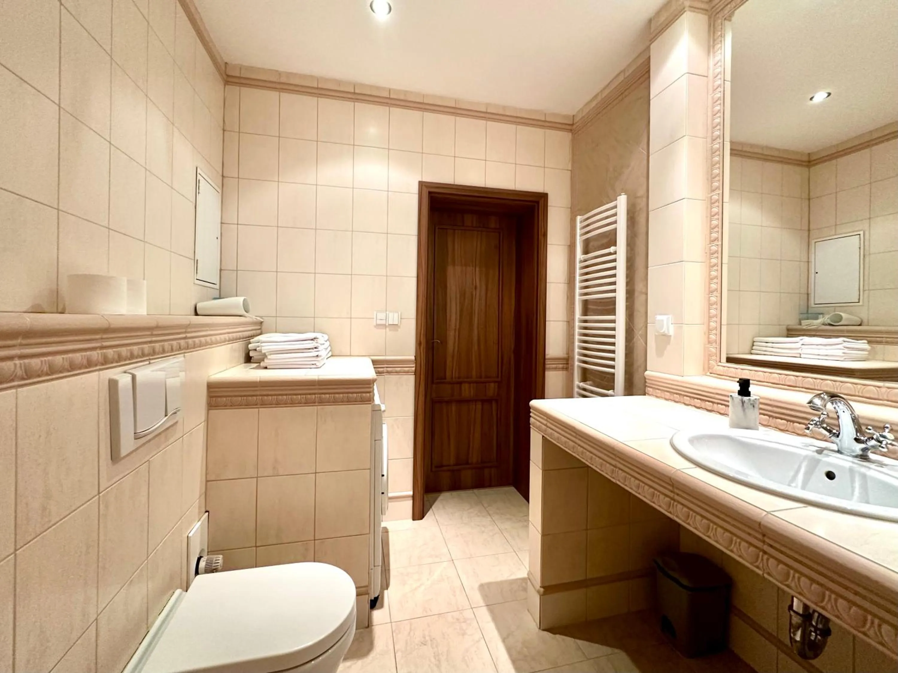 Slunecni Lazne Apartments