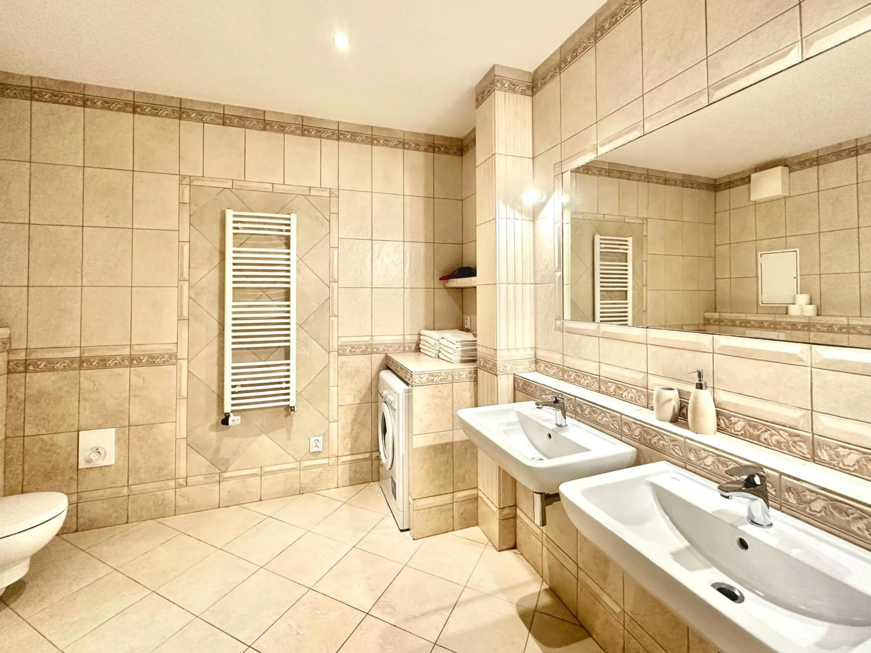 Slunecni Lazne Apartments