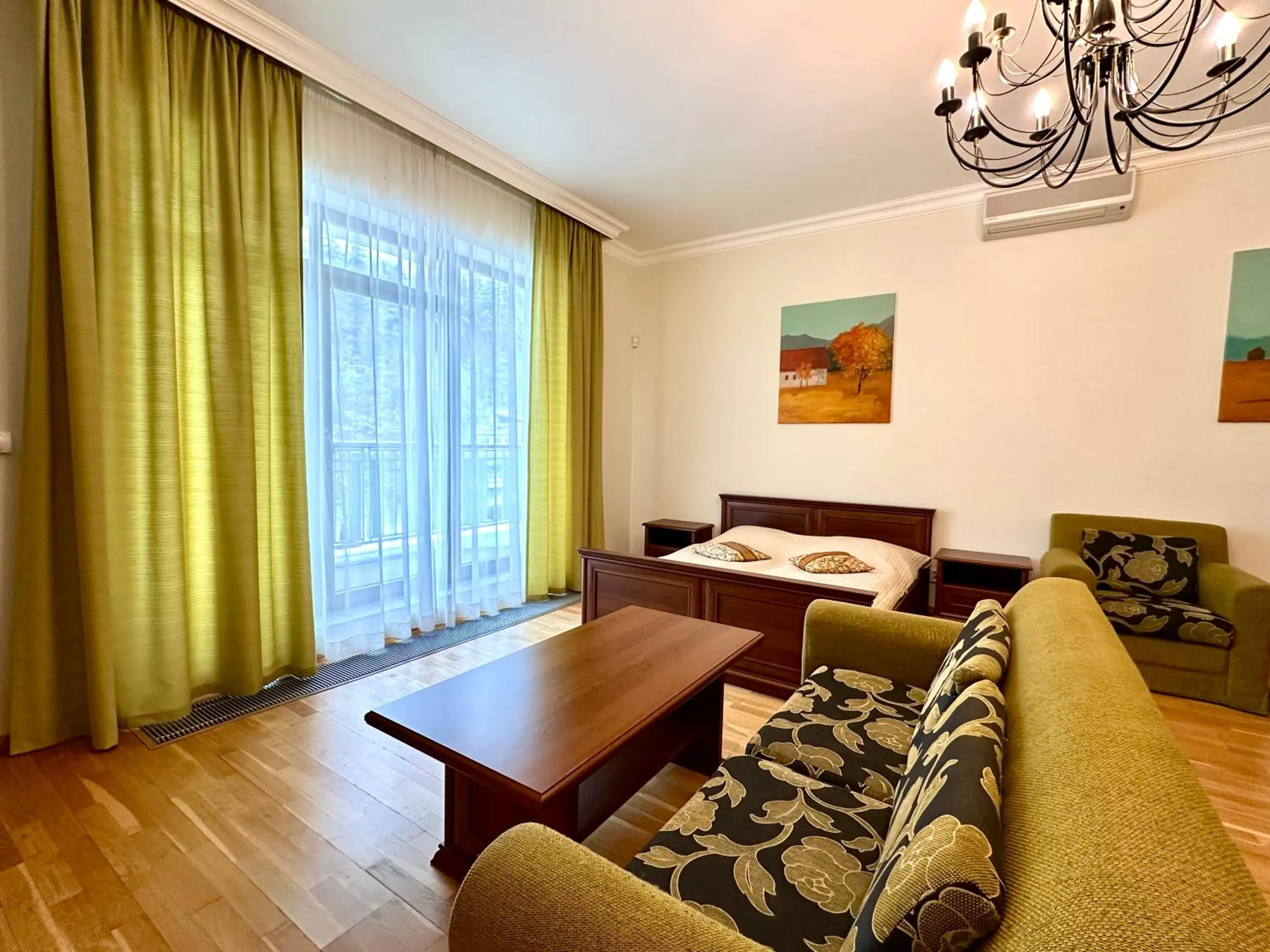 Slunecni Lazne Apartments