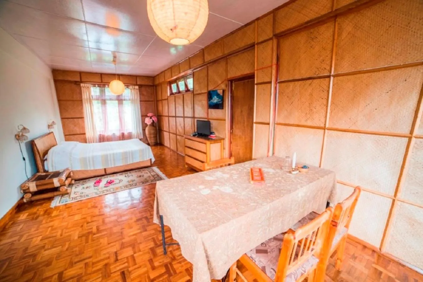 Toilet, Bed in Bamboo Retreat