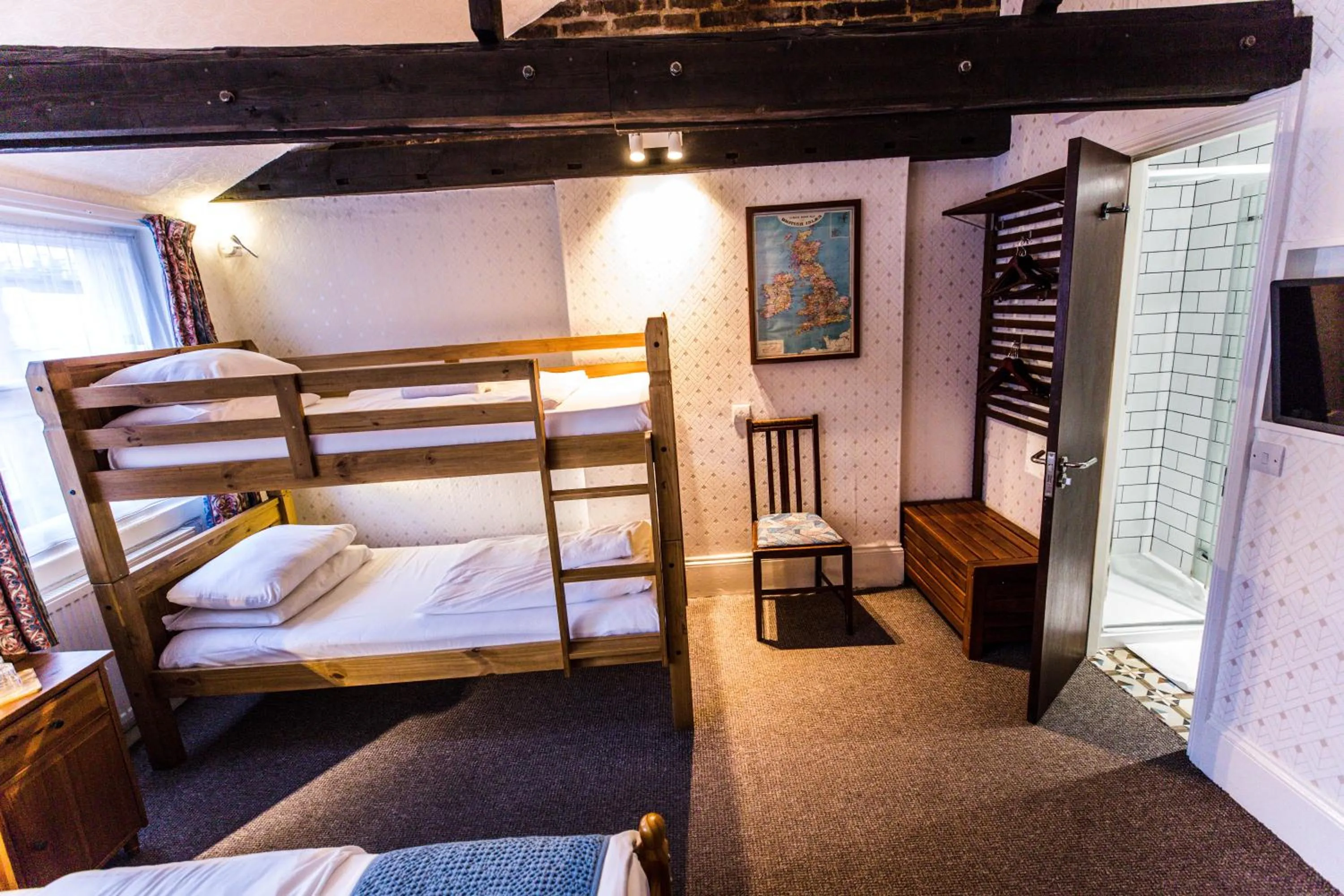 Bedroom, Bed in St Athans Hotel