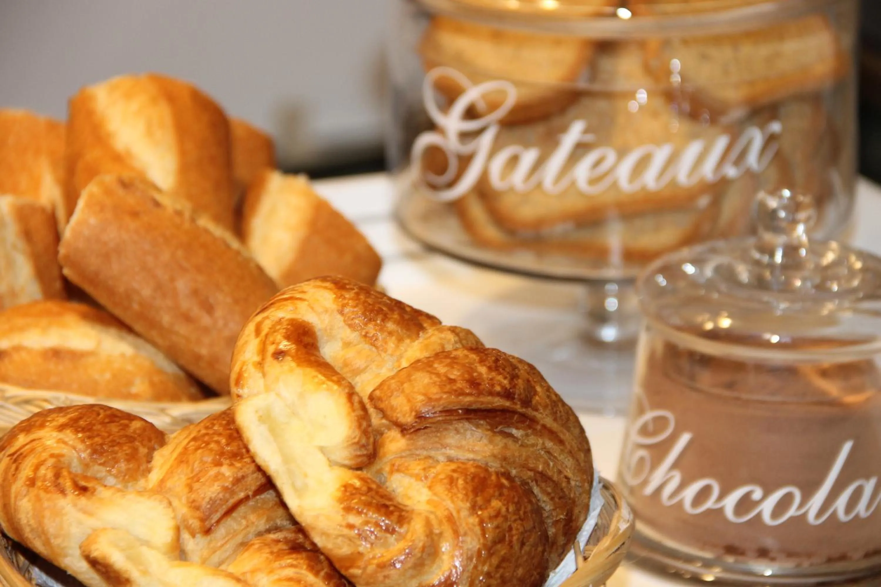 Continental breakfast in Hôtel Le Sainte Florence