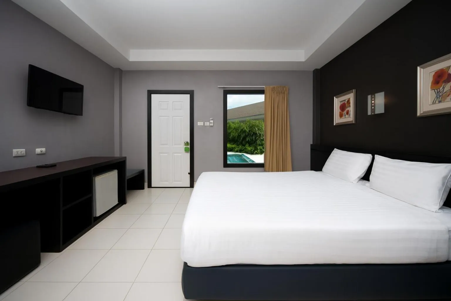 Bed in Tuana Hotels The Natural Resort