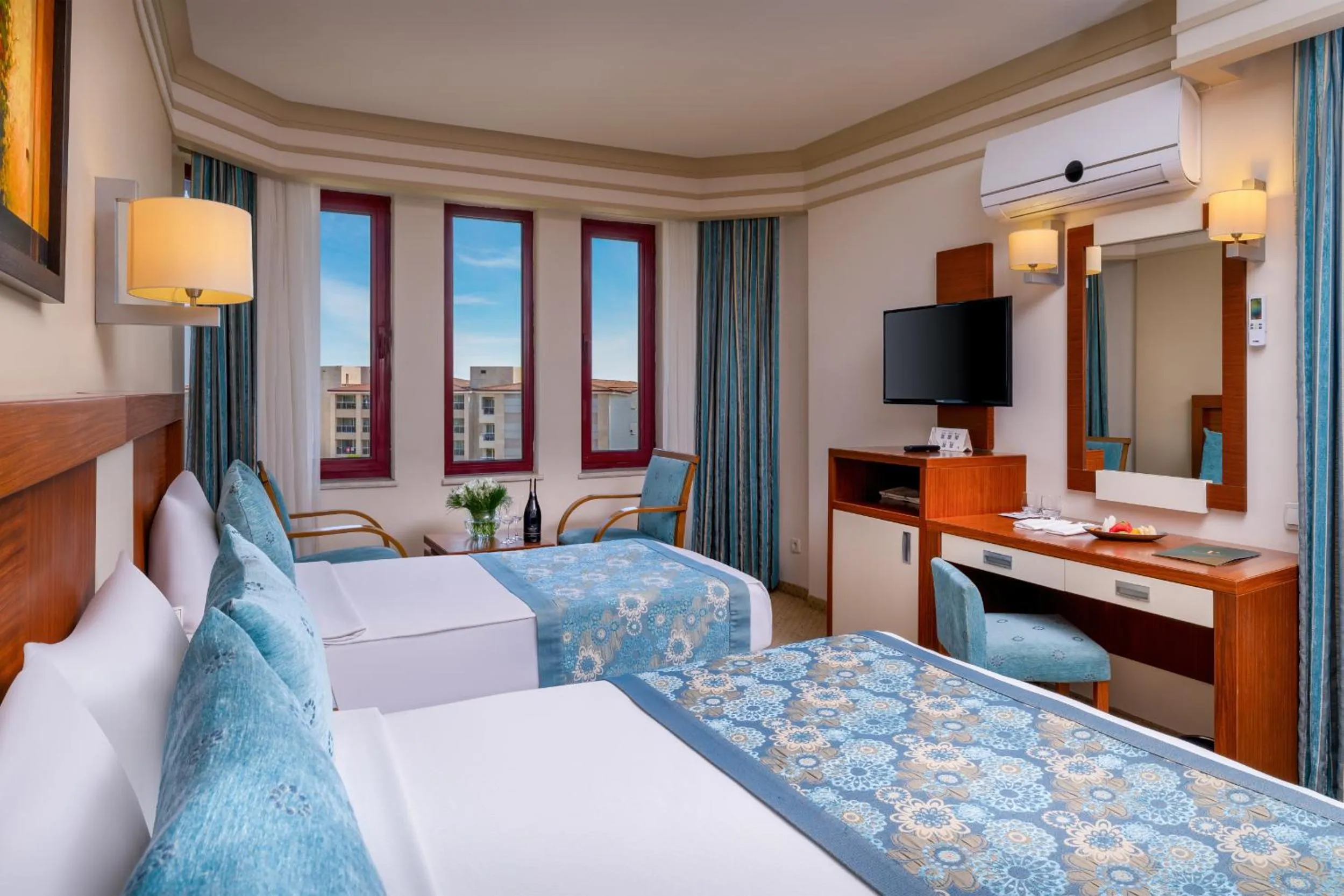 Bed in Villa Side Hotel