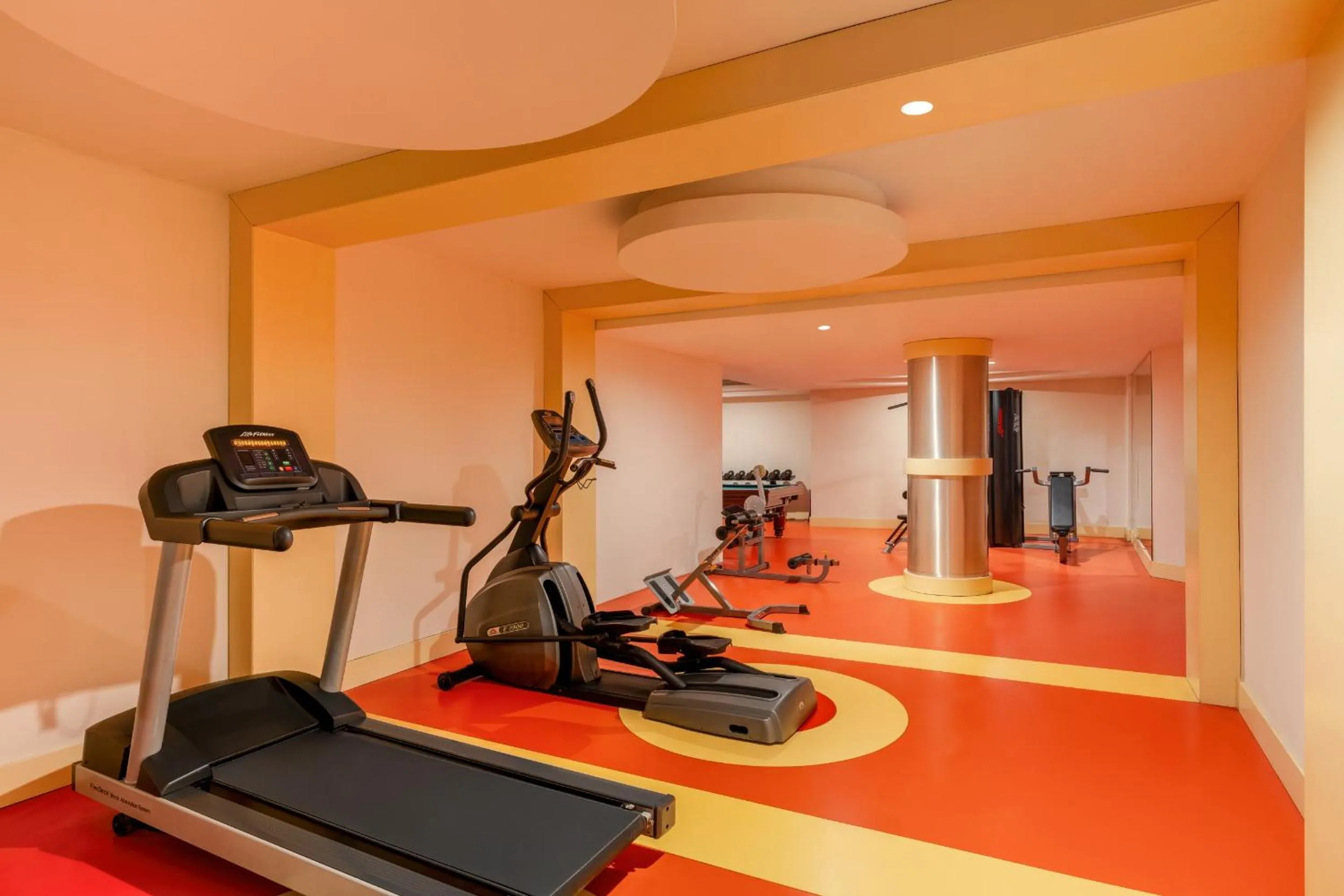 Fitness centre/facilities in Villa Side Hotel