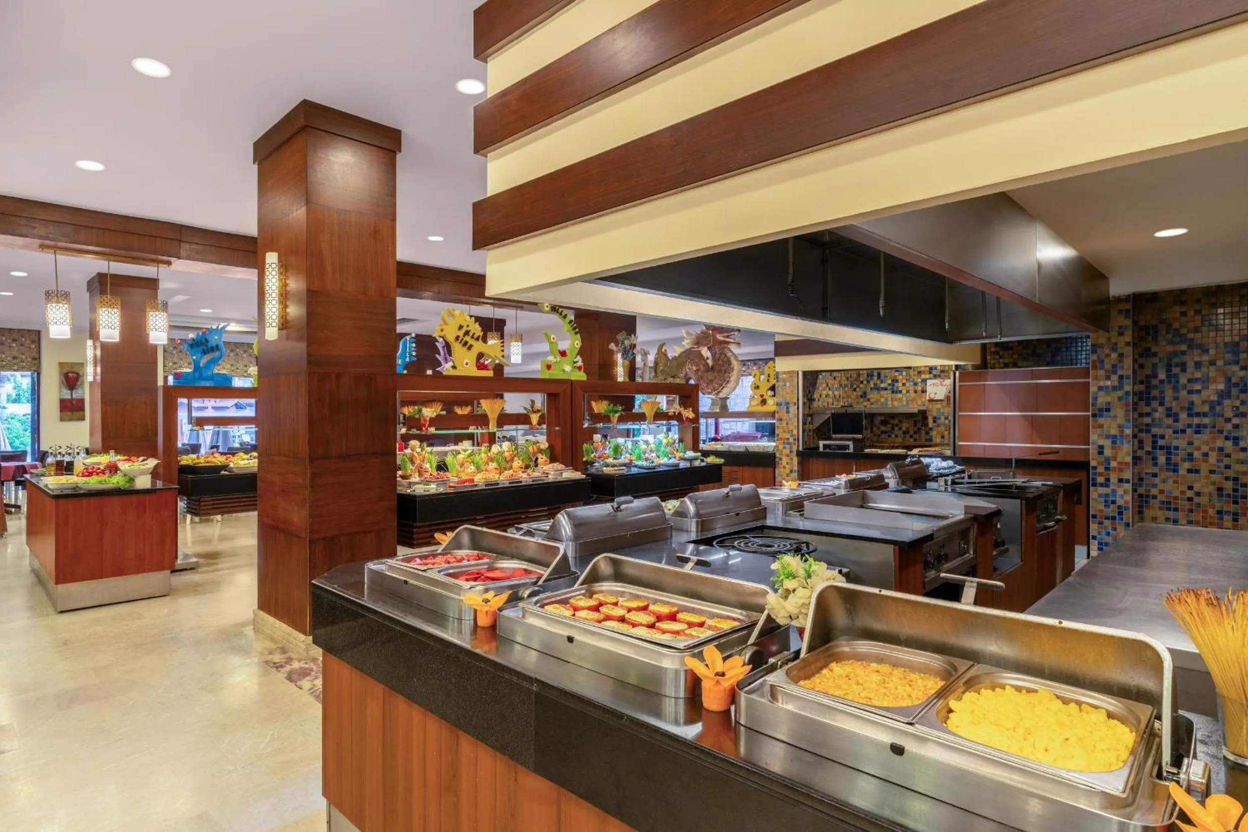 Food and drinks in Villa Side Hotel