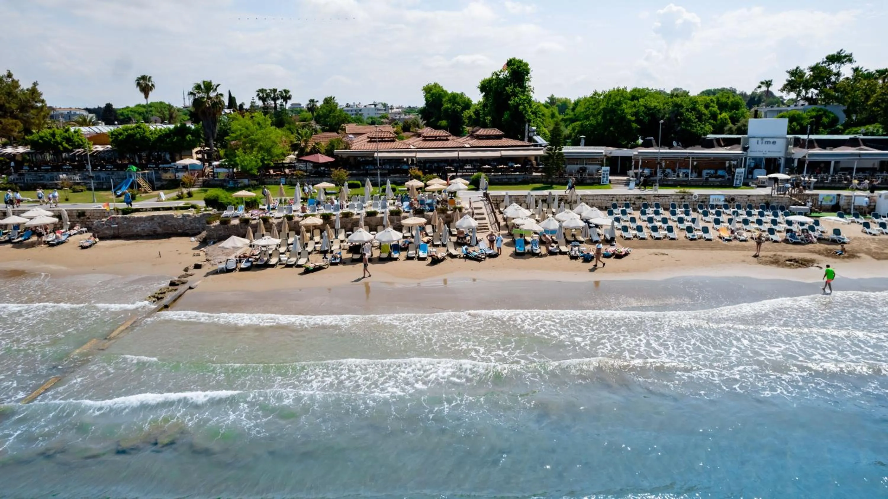 Beach in Ozlem Garden Hotel