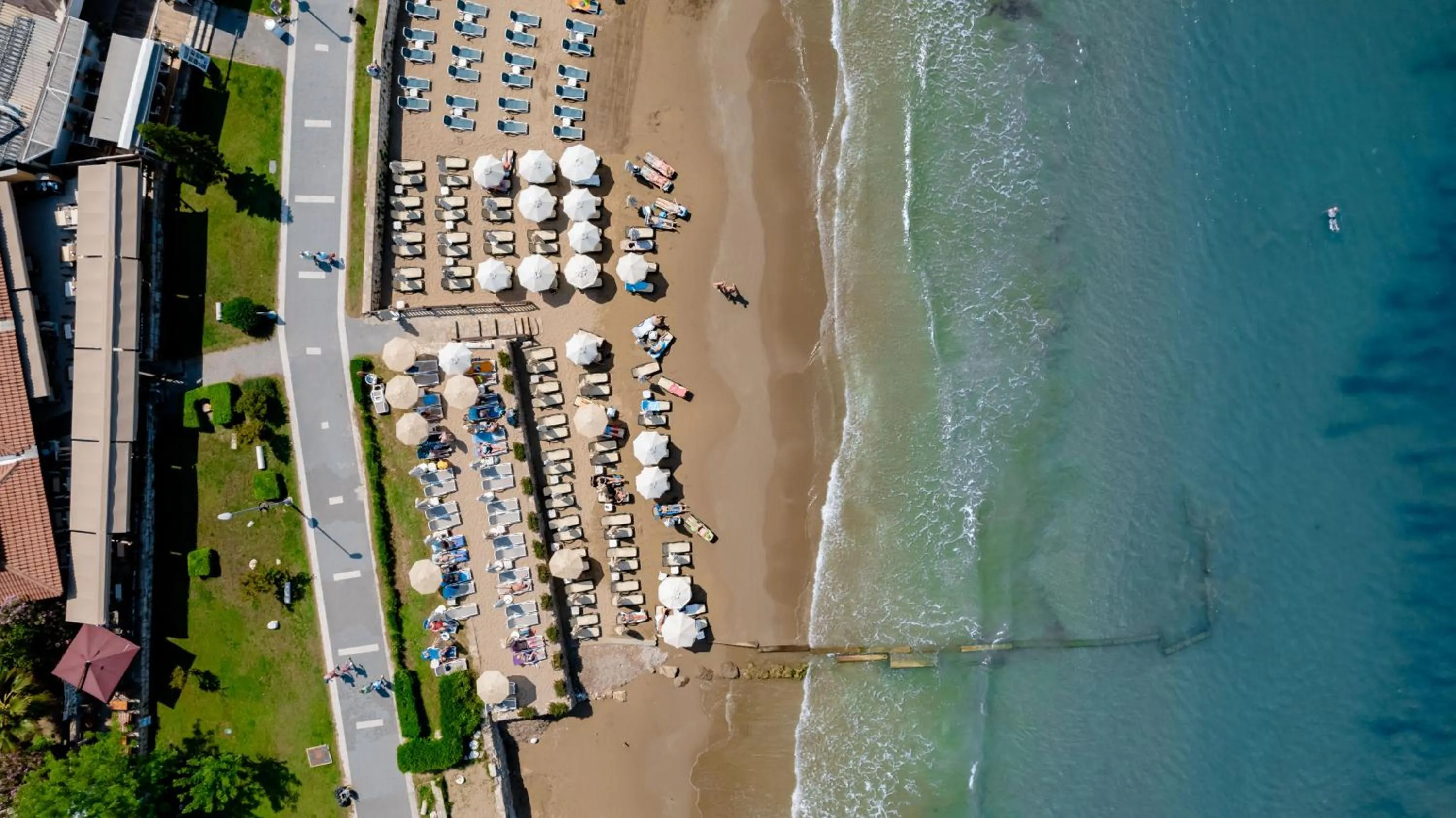 Property building in Ozlem Garden Hotel