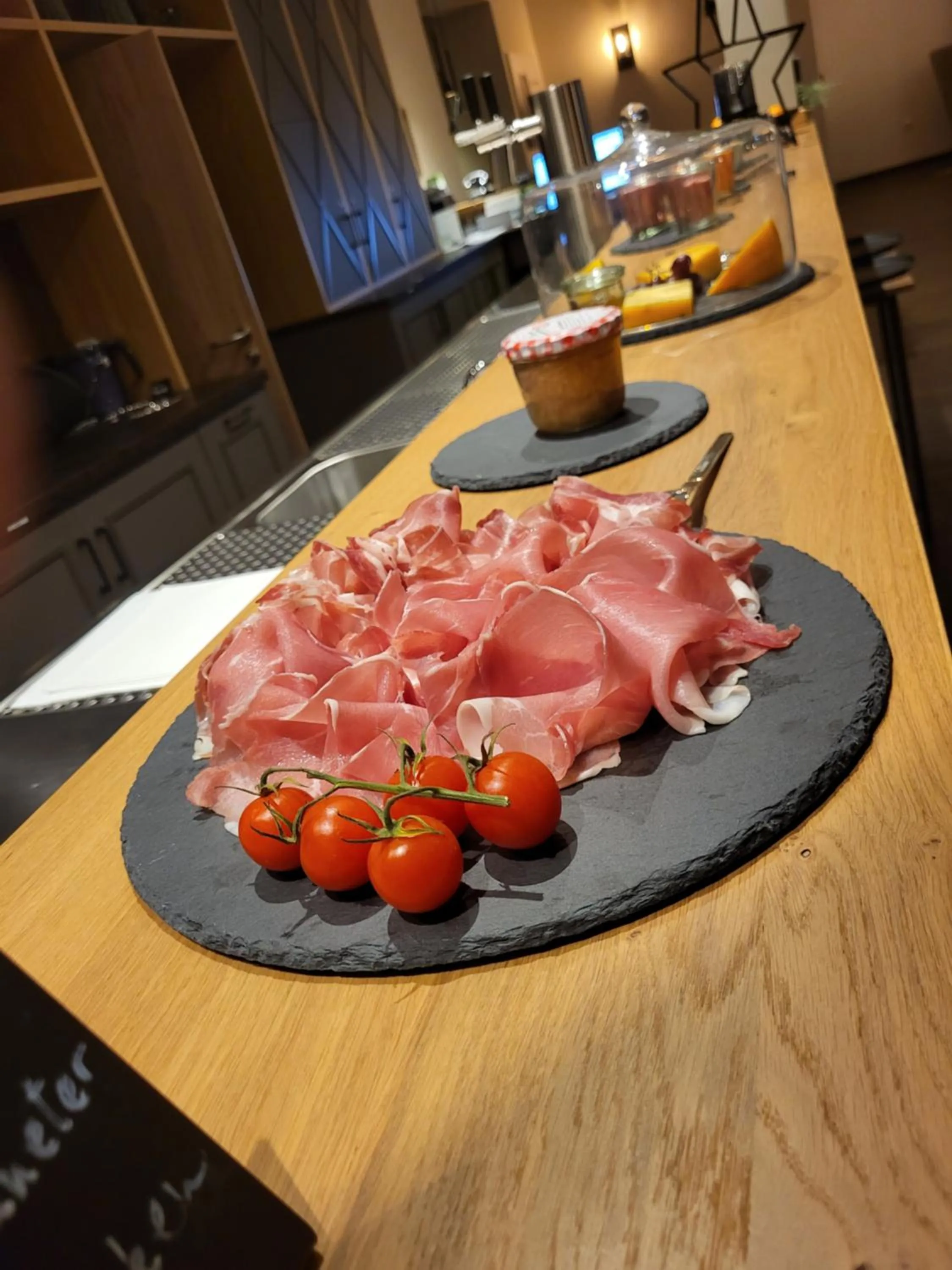 Restaurant/places to eat in Burg Obbendorf