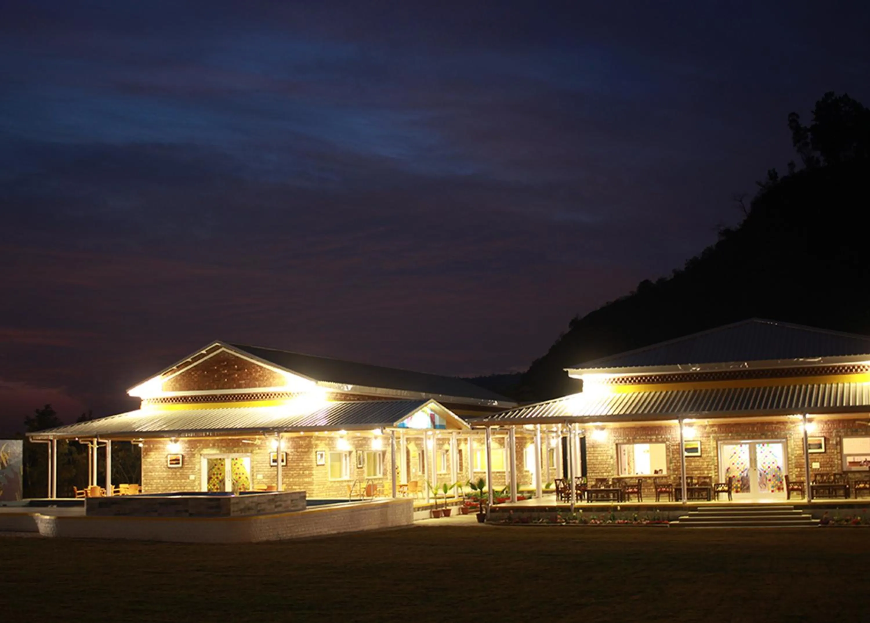 Garden view in Four Banyans Spirit & Nature Resort