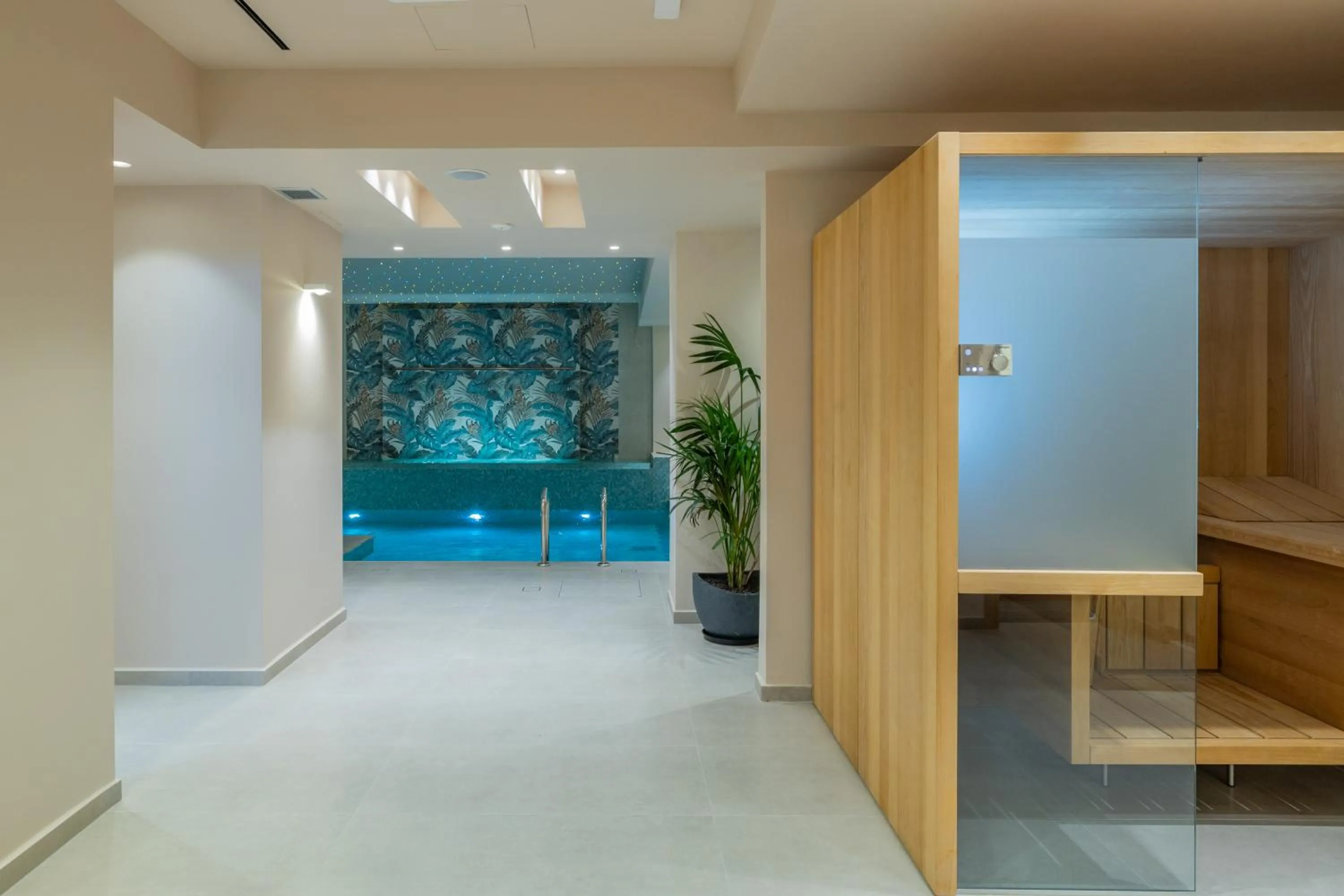 Ionian Plaza Hotel & Spa