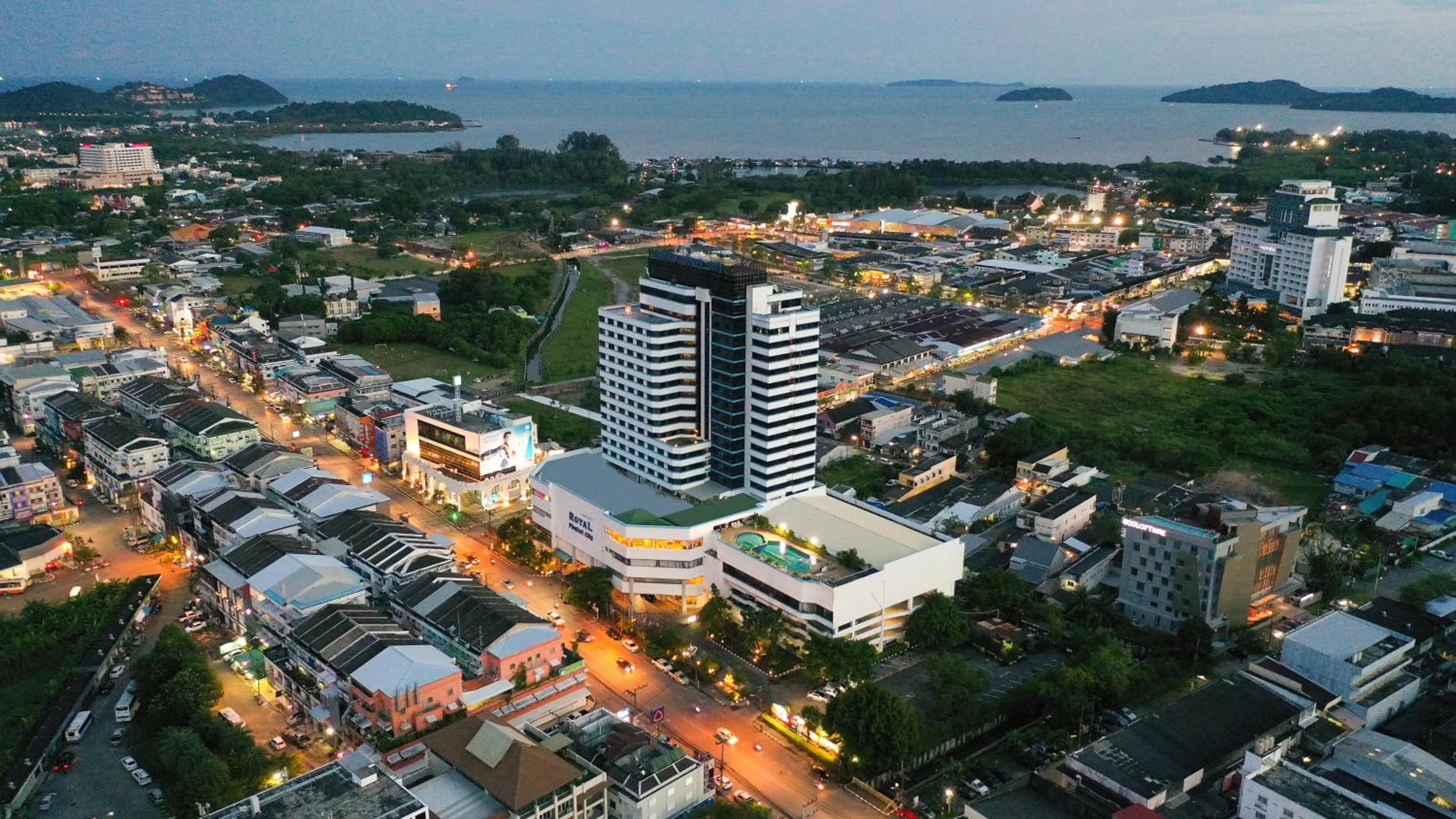 Property building in Royal Phuket City Hotel