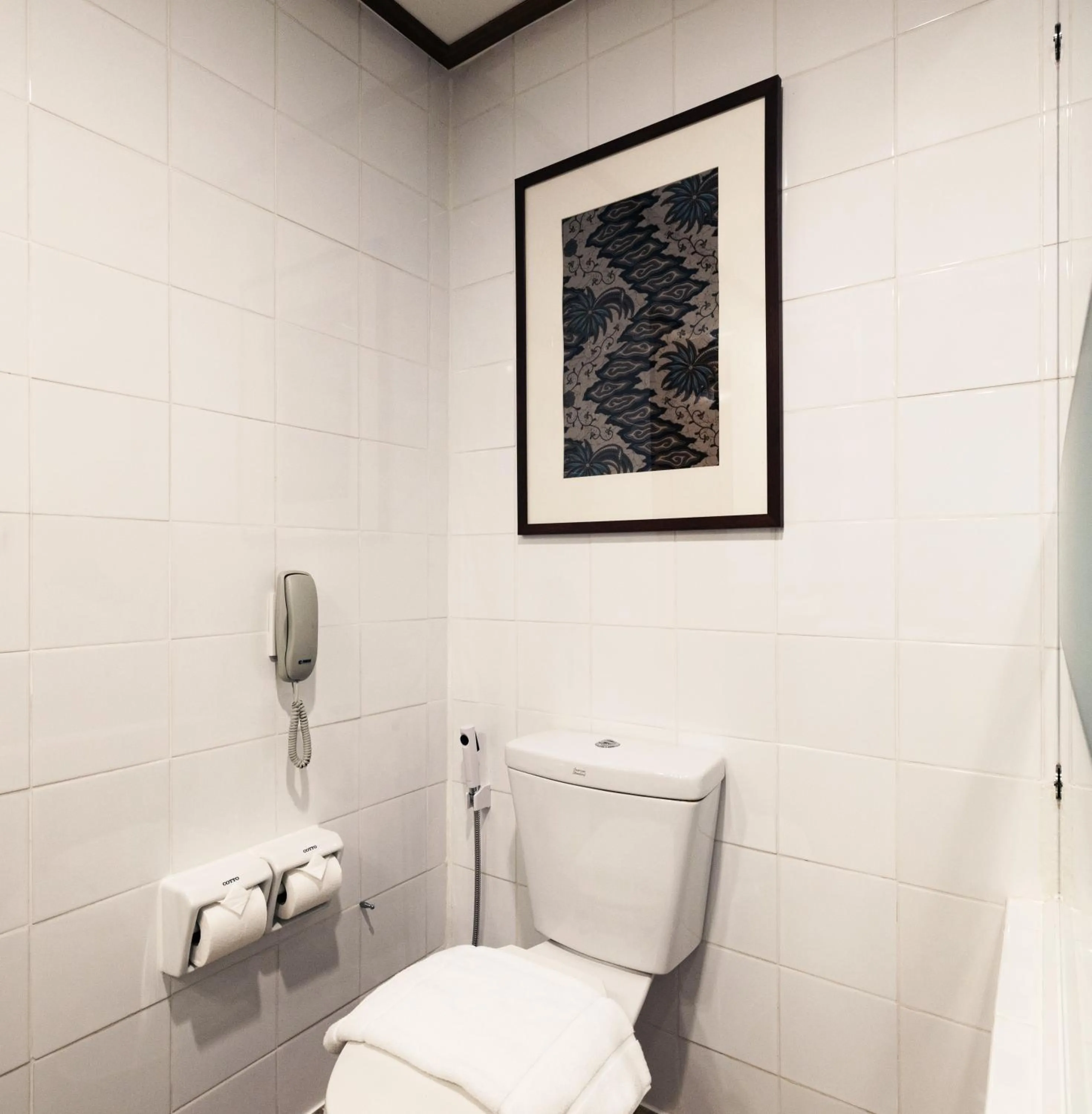 Bathroom in Royal Phuket City Hotel