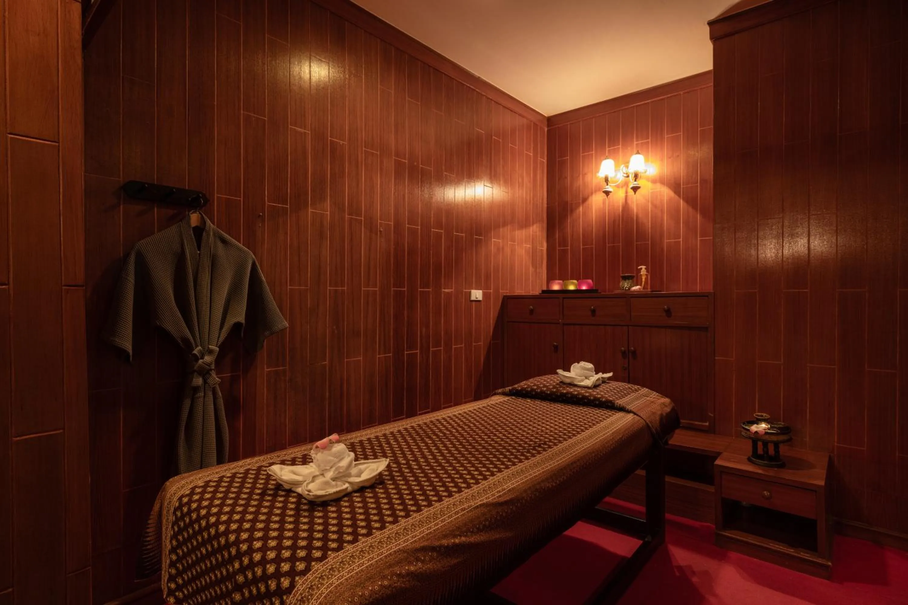 Massage in Royal Phuket City Hotel