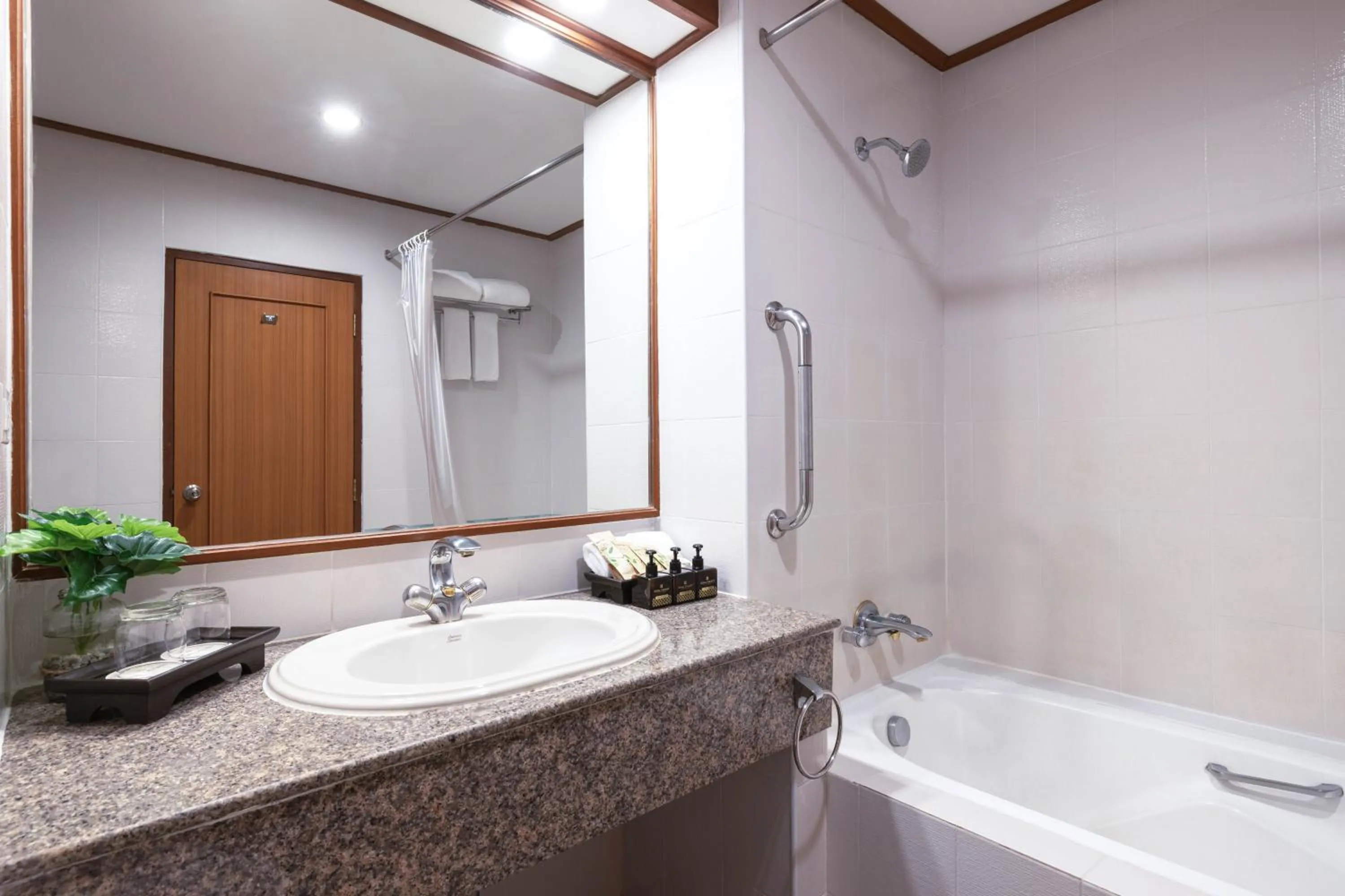 Bathroom in Royal Phuket City Hotel