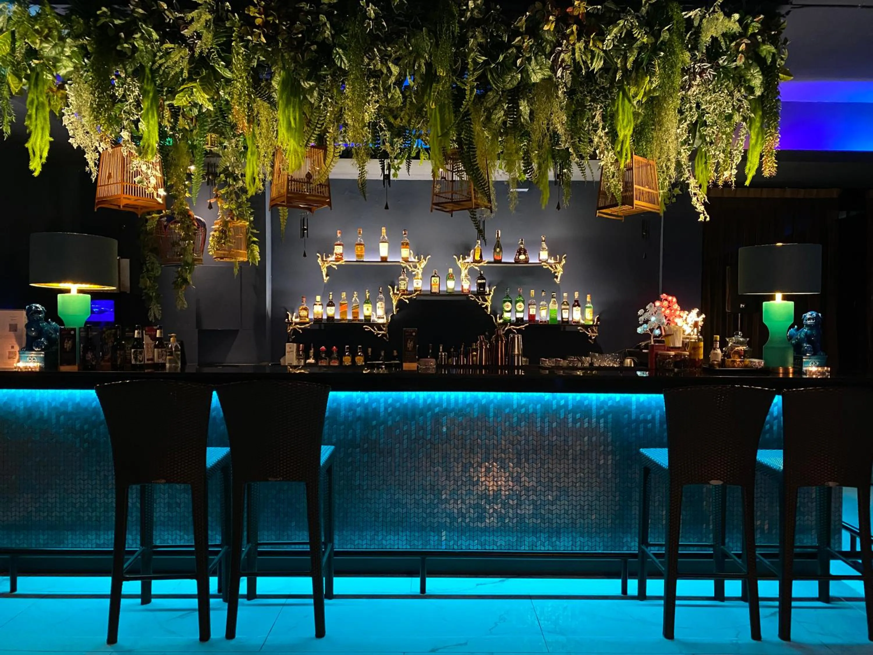 Restaurant/places to eat in Royal Phuket City Hotel