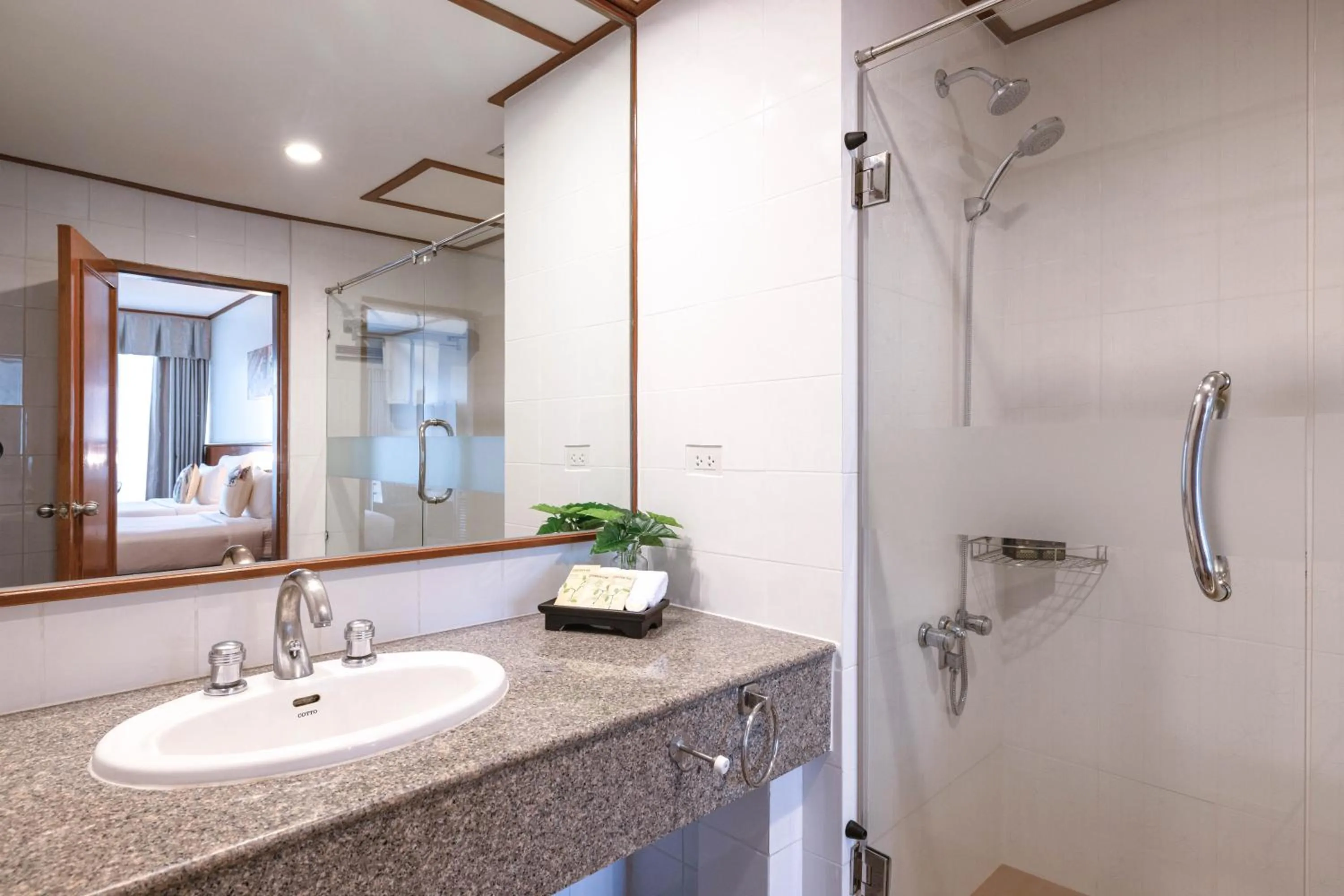 Shower in Royal Phuket City Hotel