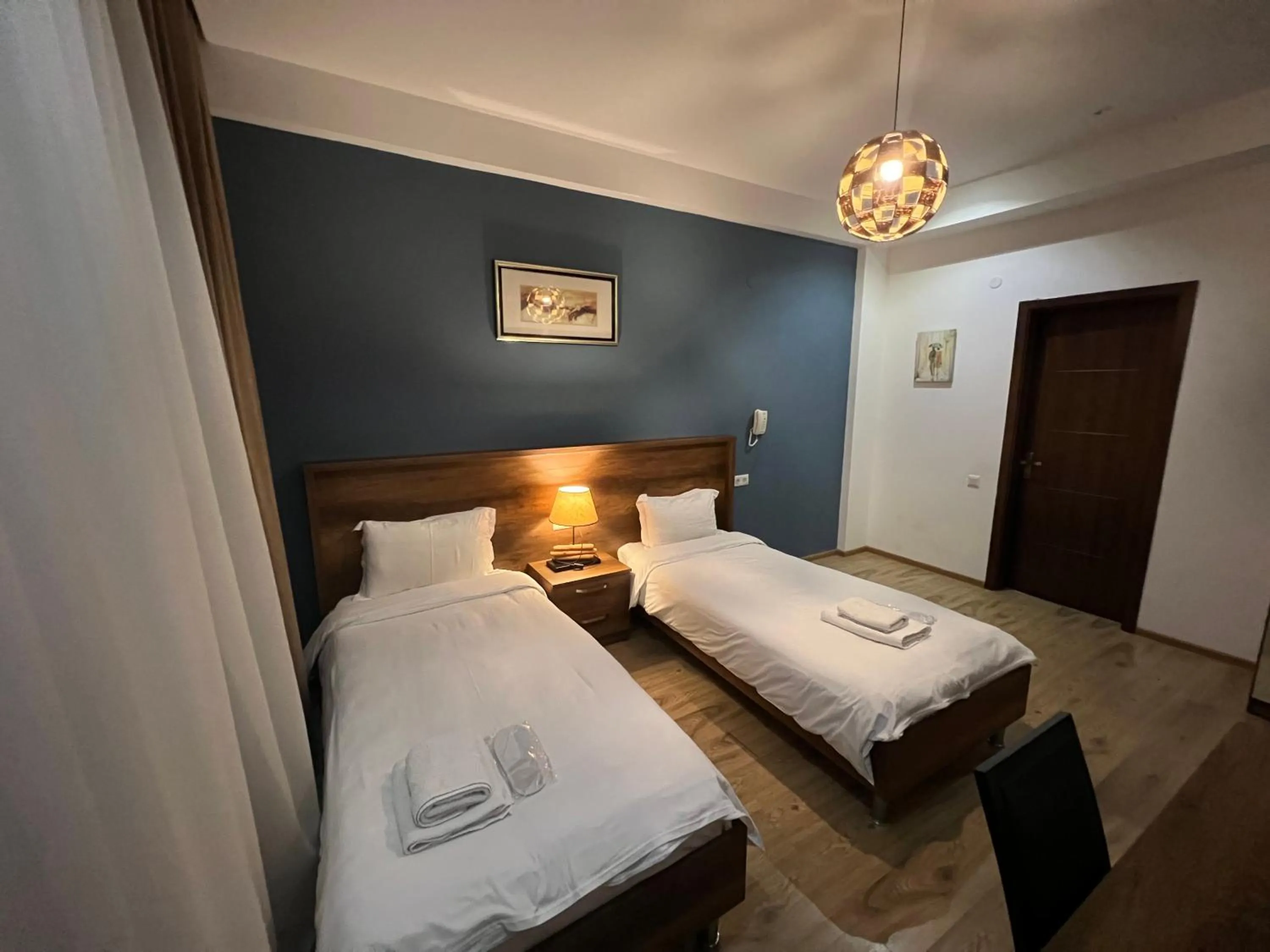 Bed in Hotel King Tom