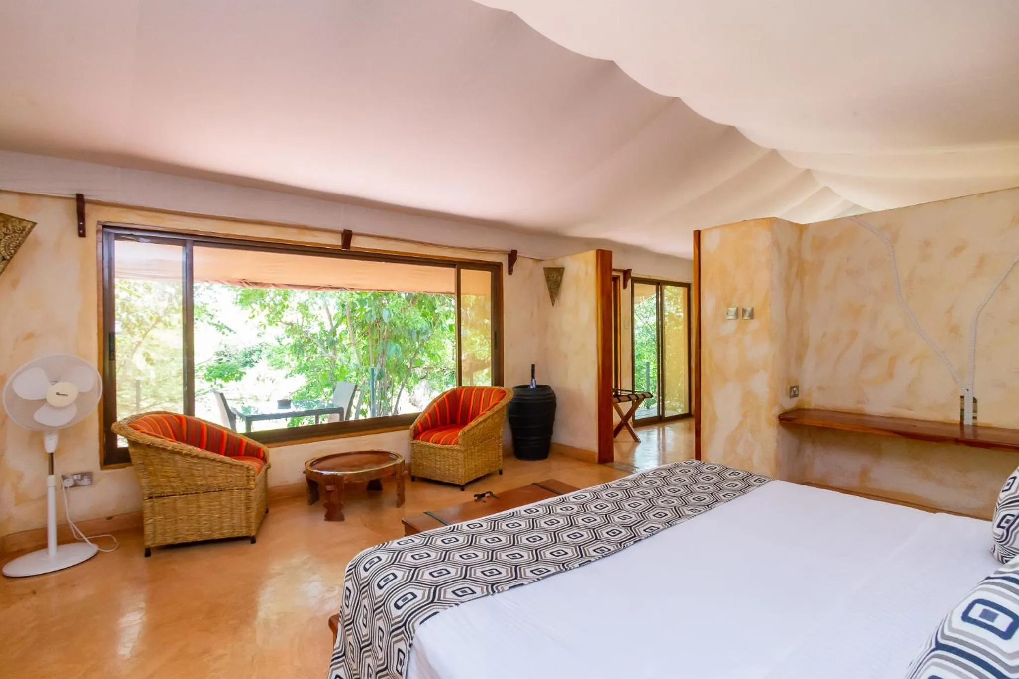 Photo of the whole room, Bed in PrideInn Mara Camp & Cottages