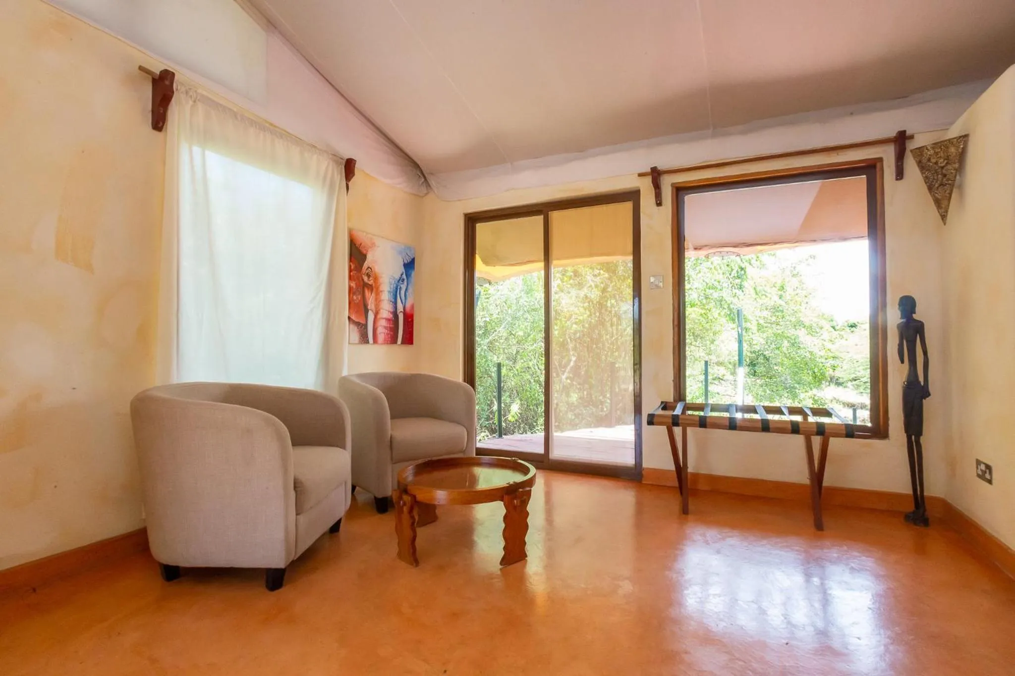 Seating area in PrideInn Mara Camp & Cottages