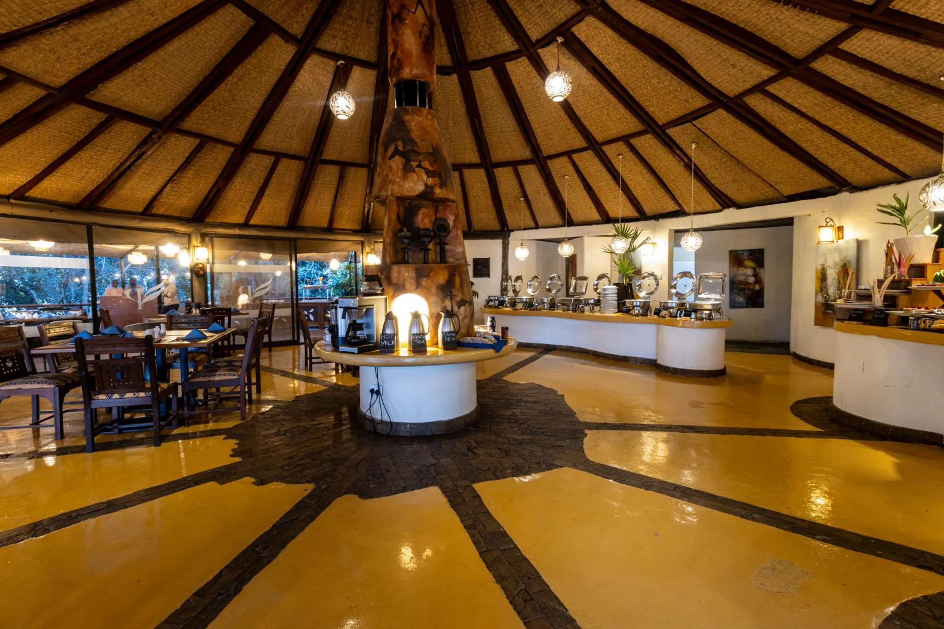 Restaurant/places to eat in PrideInn Mara Camp & Cottages