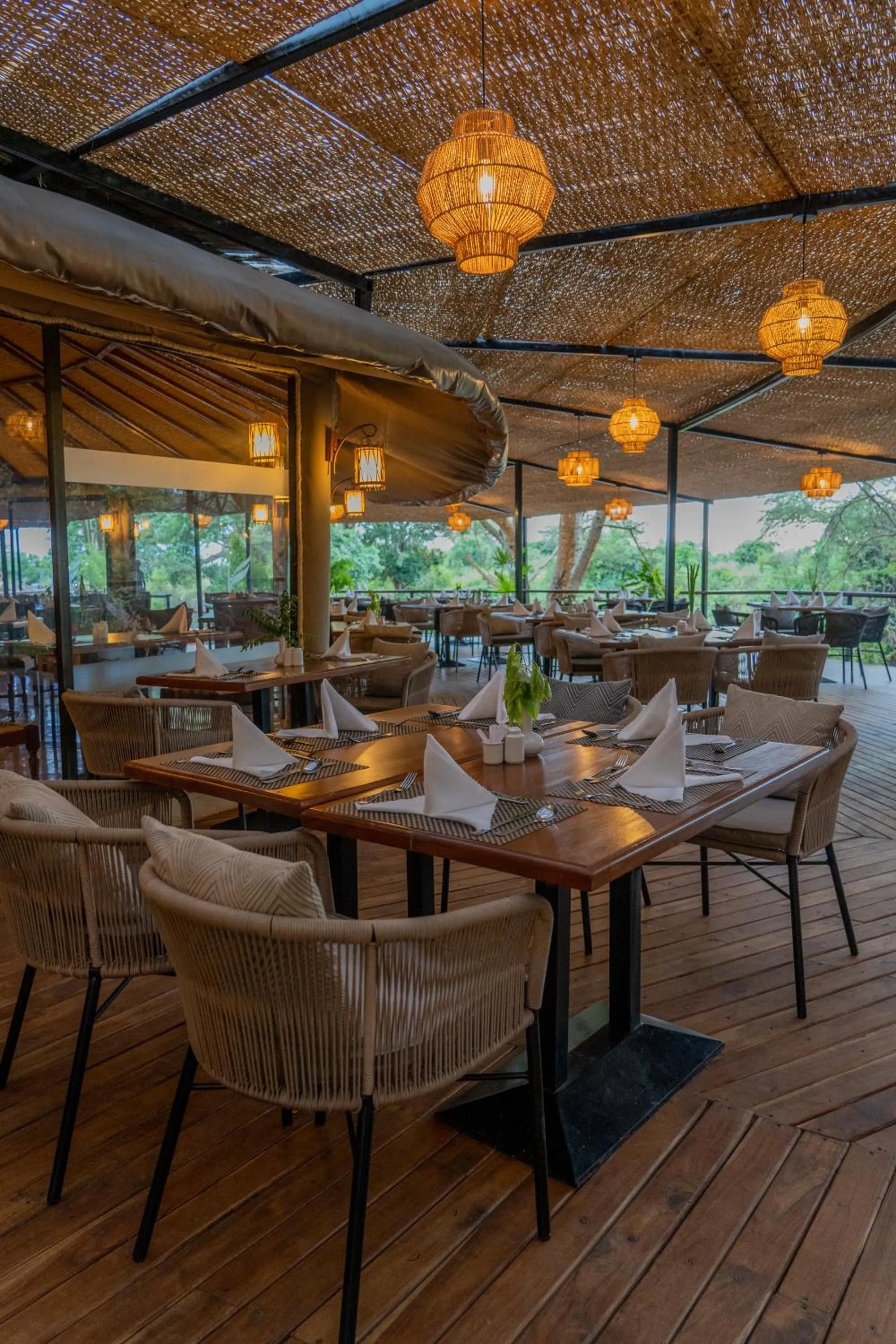 Restaurant/places to eat in PrideInn Mara Camp & Cottages