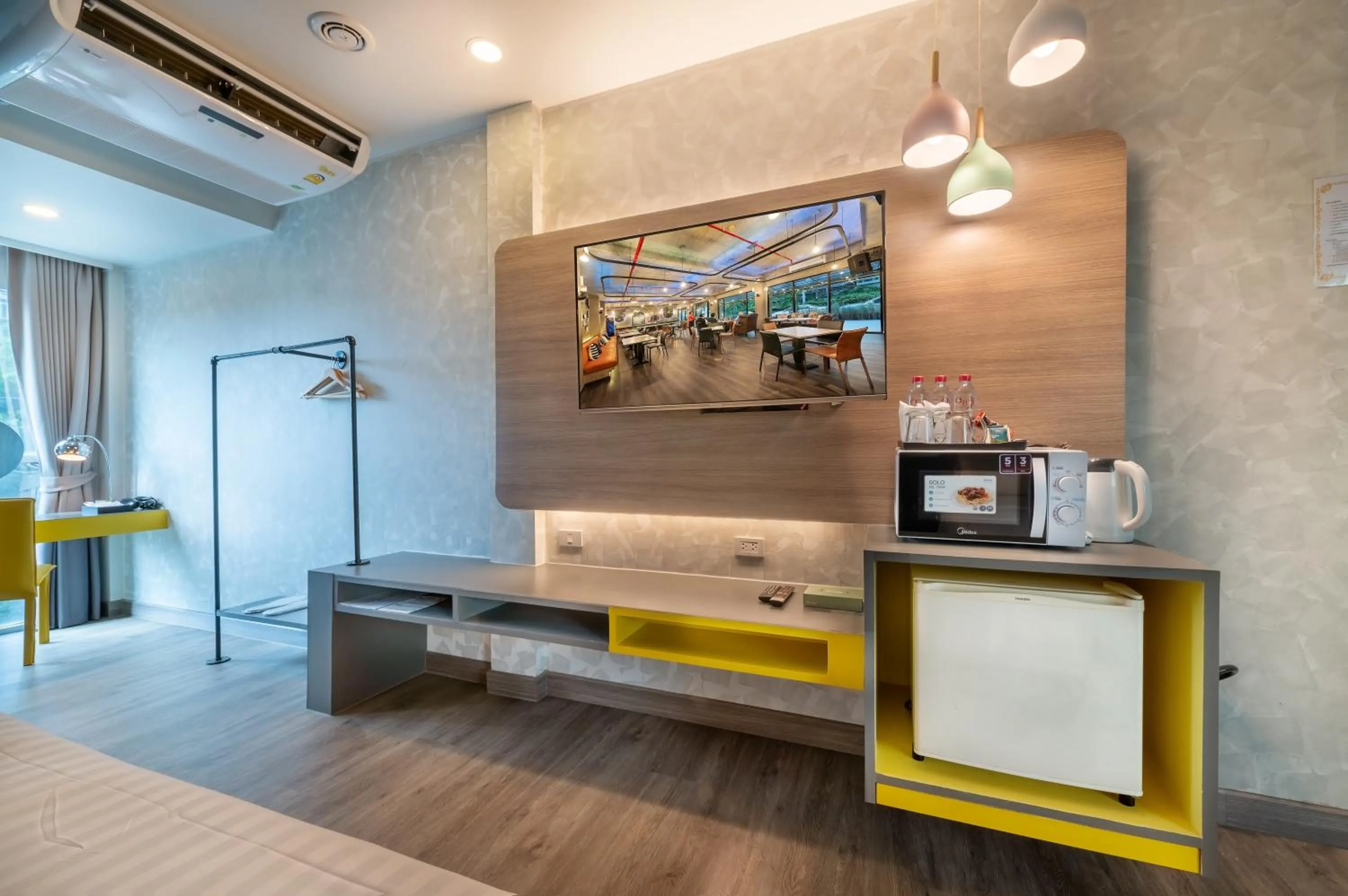 TV and multimedia in Qiu Hotel Sukhumvit - BTS On Nut Station