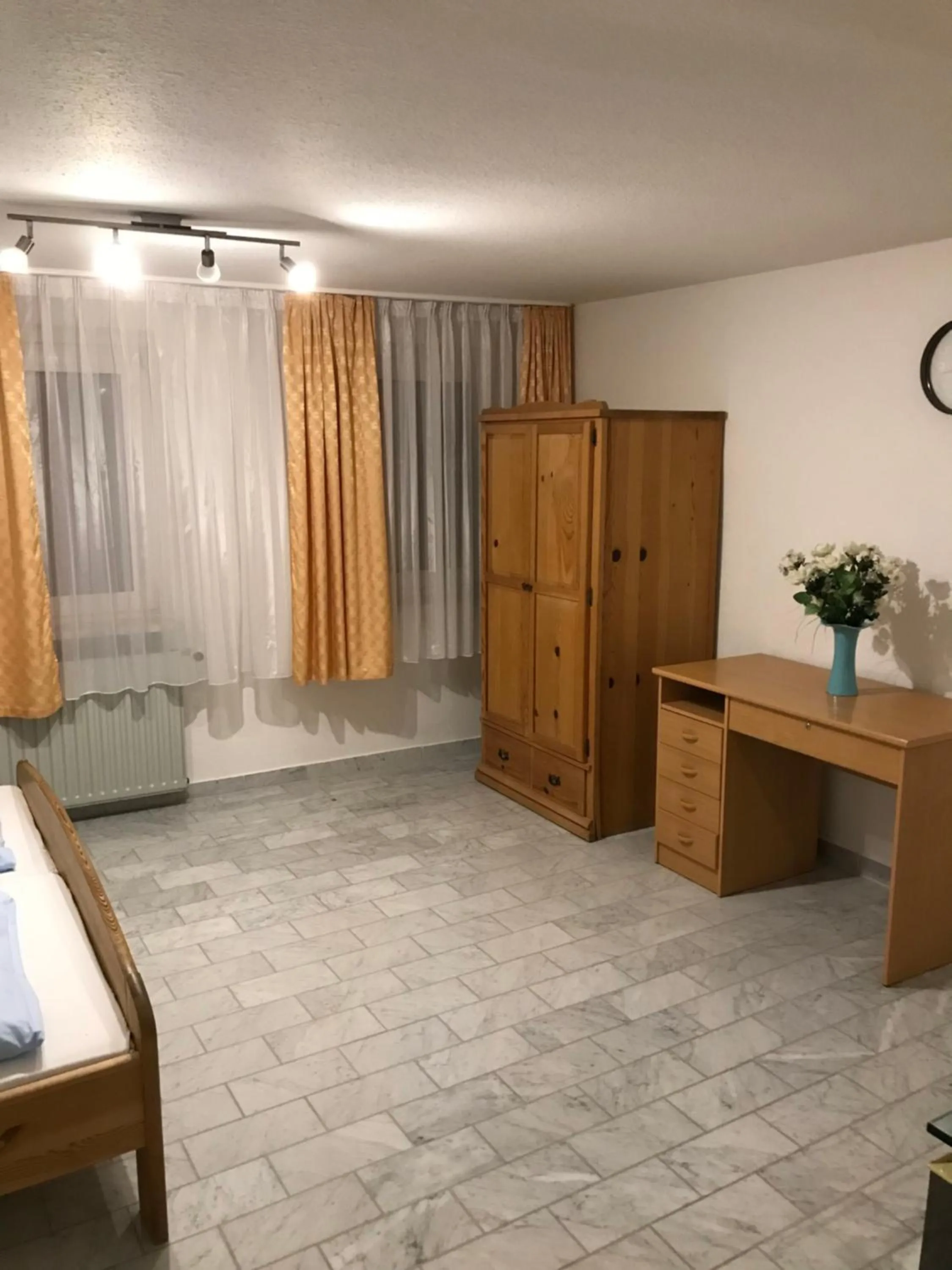 Bed in Stadt Apartment