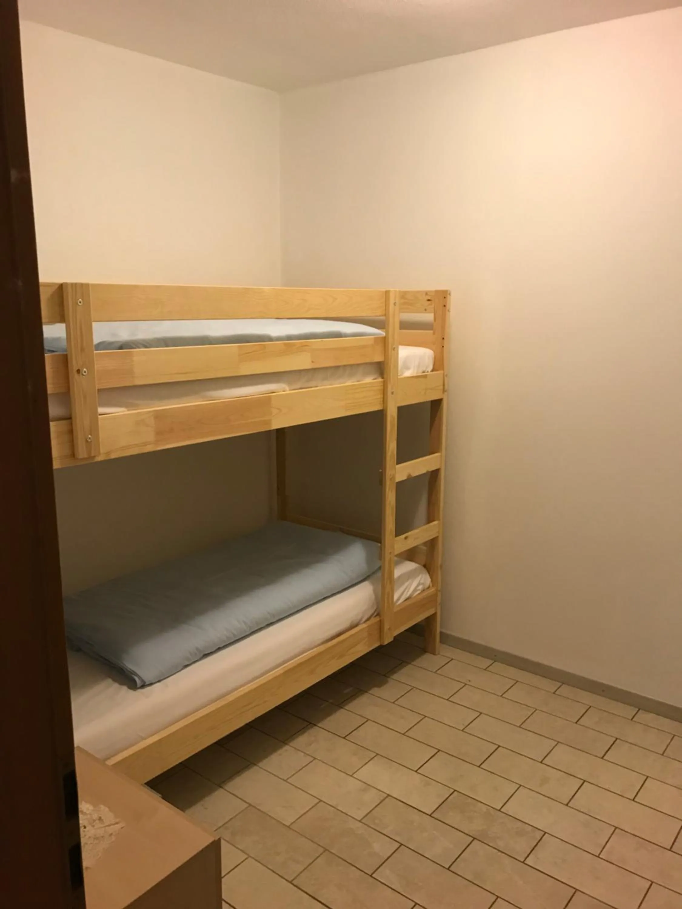 bunk bed in Stadt Apartment