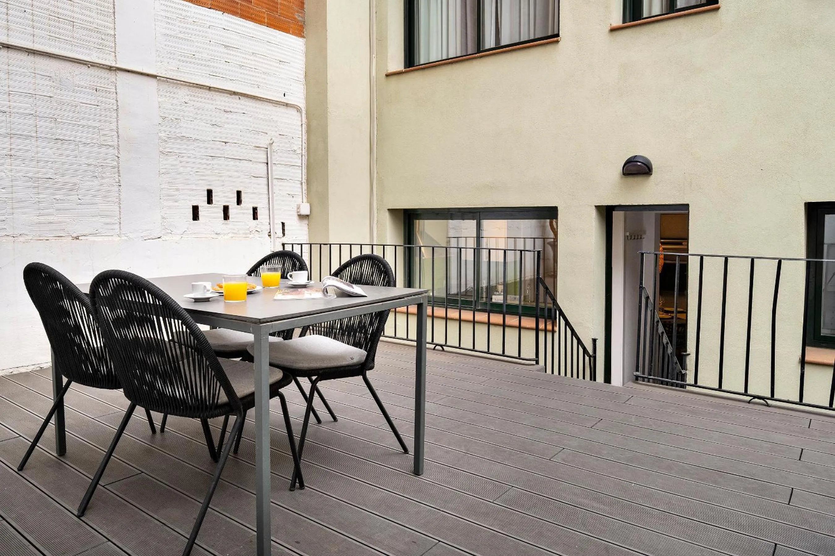 Balcony/Terrace in Verdi Habitat Apartments
