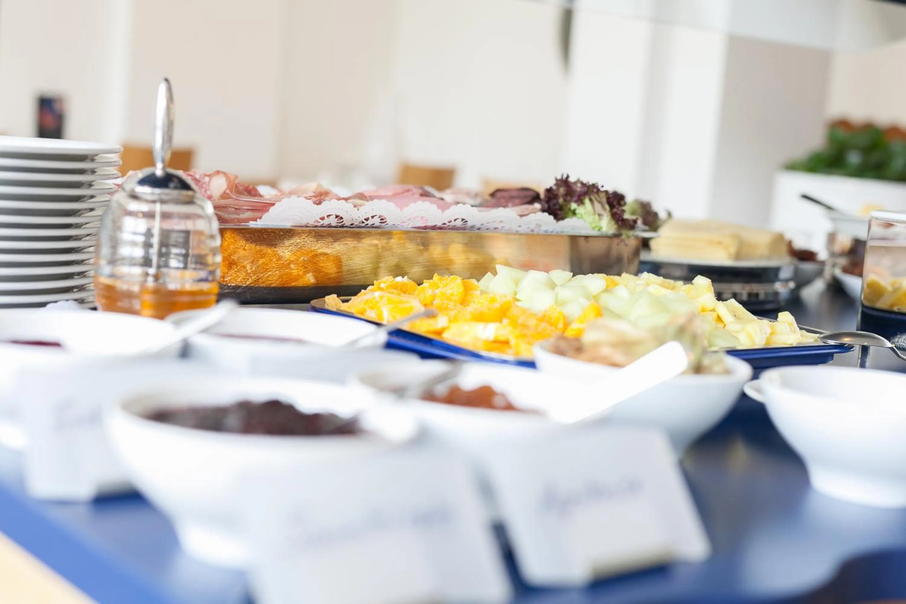 Buffet breakfast in Hotel Ambiente