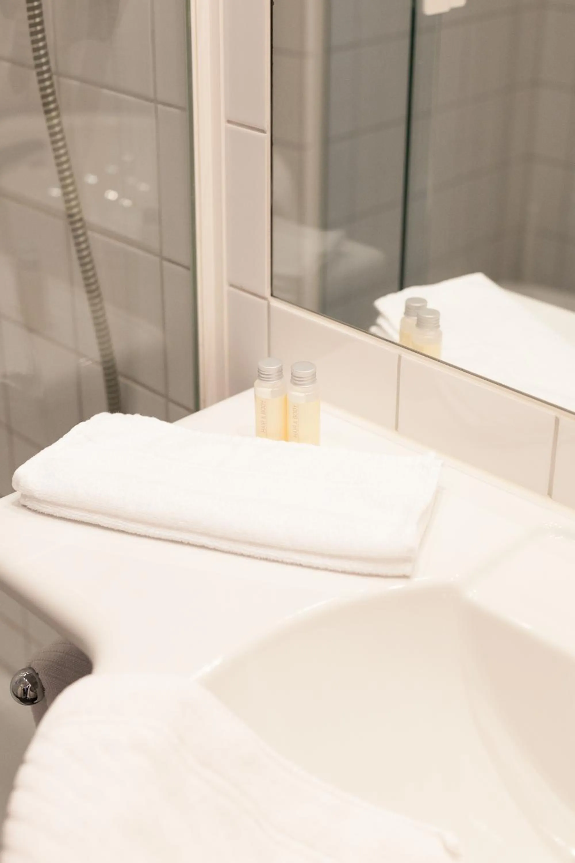 Bathroom in Hotel Ambiente