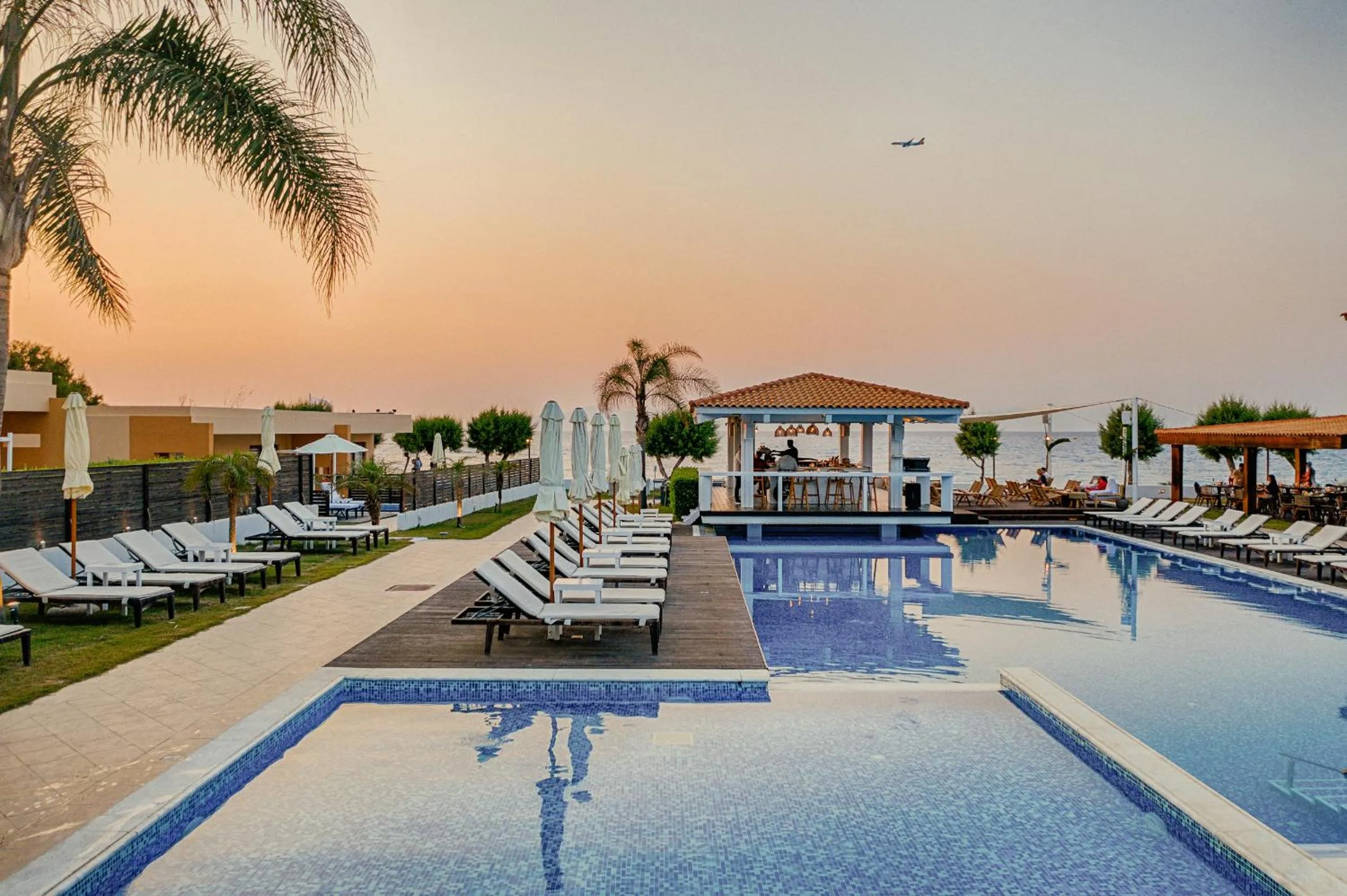 Pool view in Villa Di Mare Seaside Suites