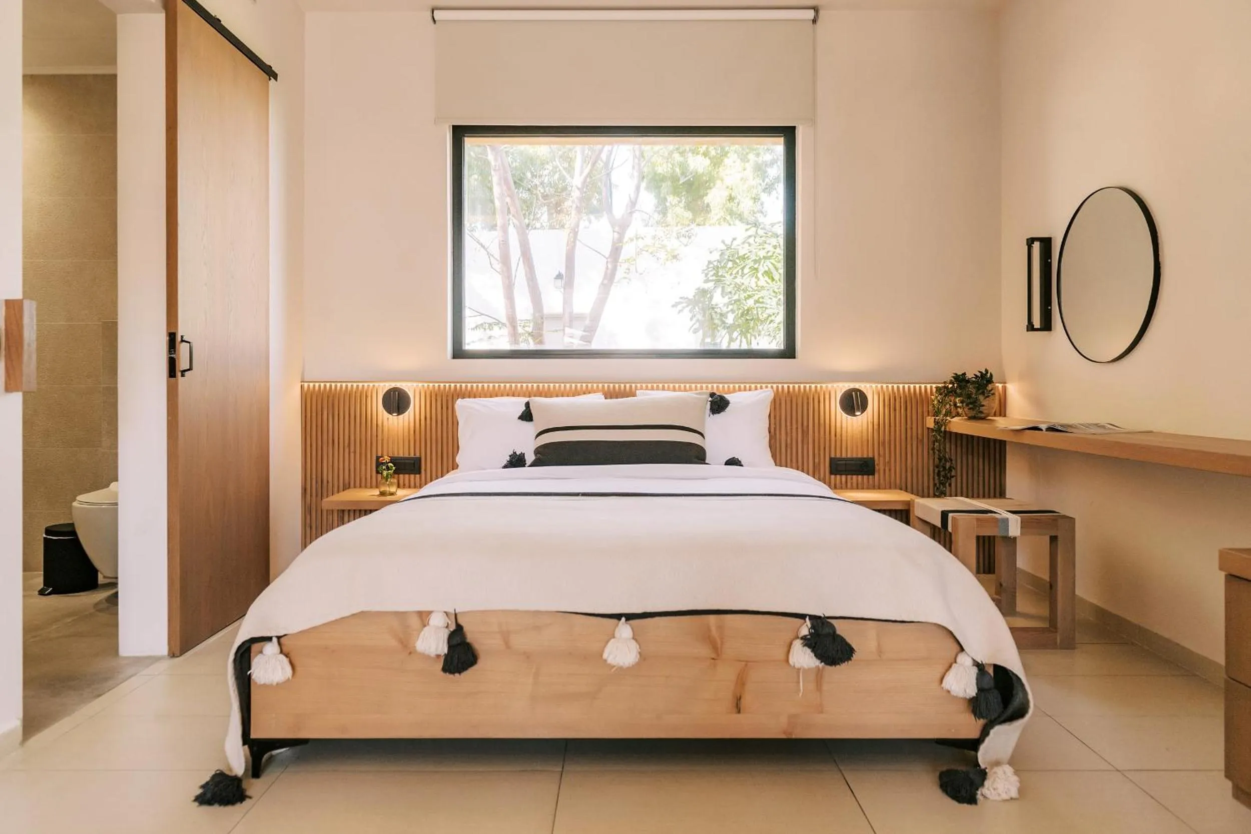 Bed in Villa Di Mare Seaside Suites