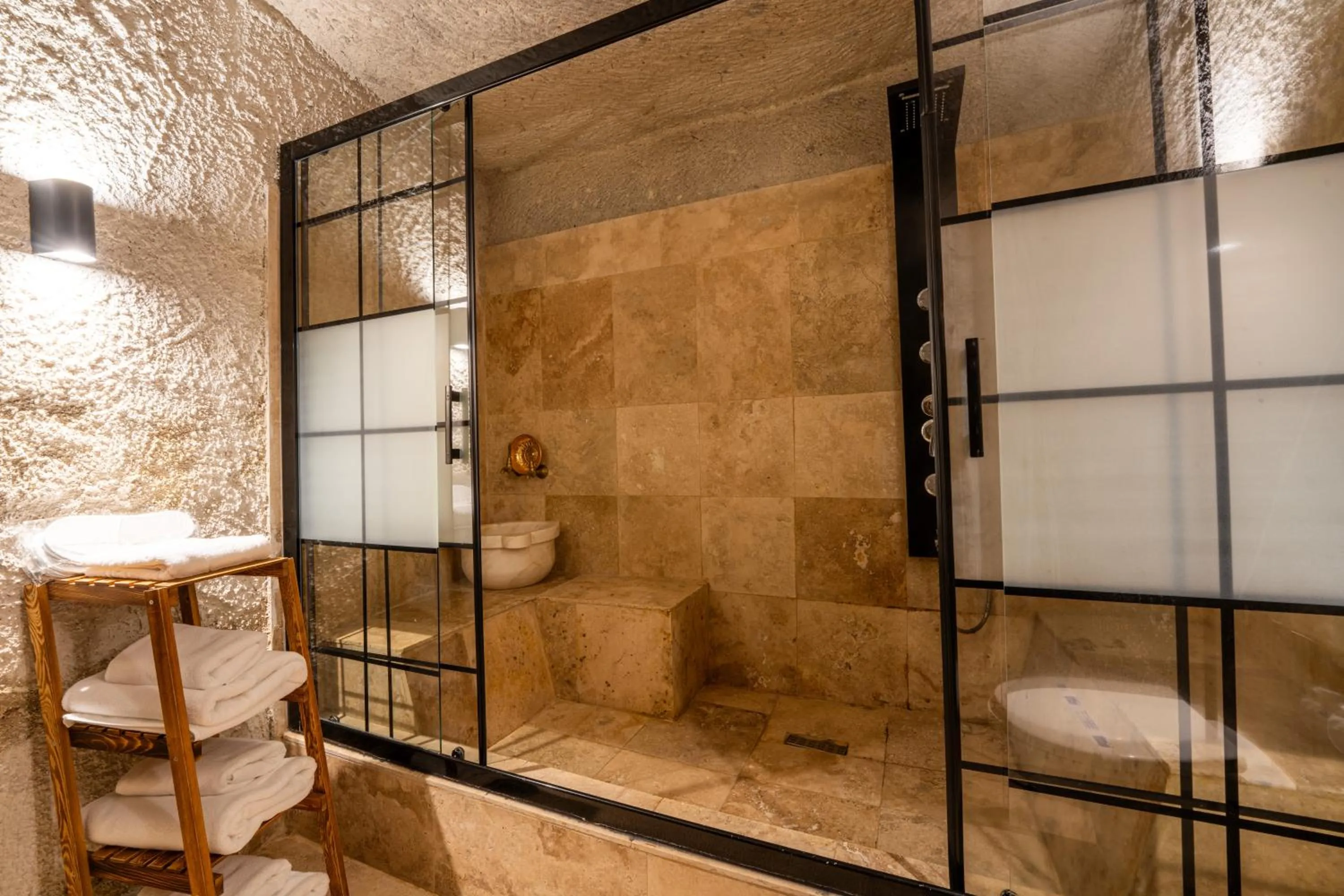 Bathroom in Sunset Cave