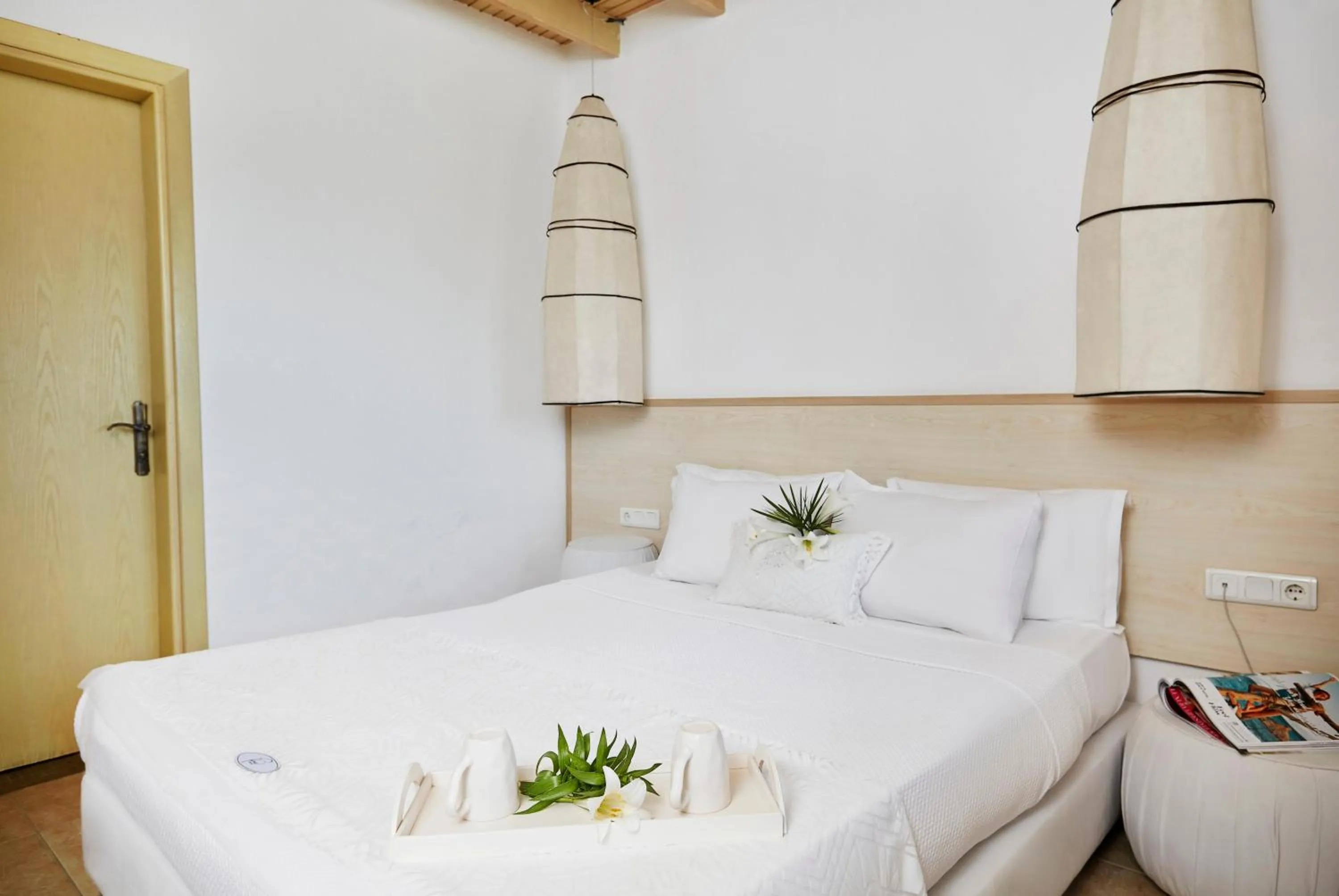 Photo of the whole room, Bed in Flow Datca Surf & Beach Hotel