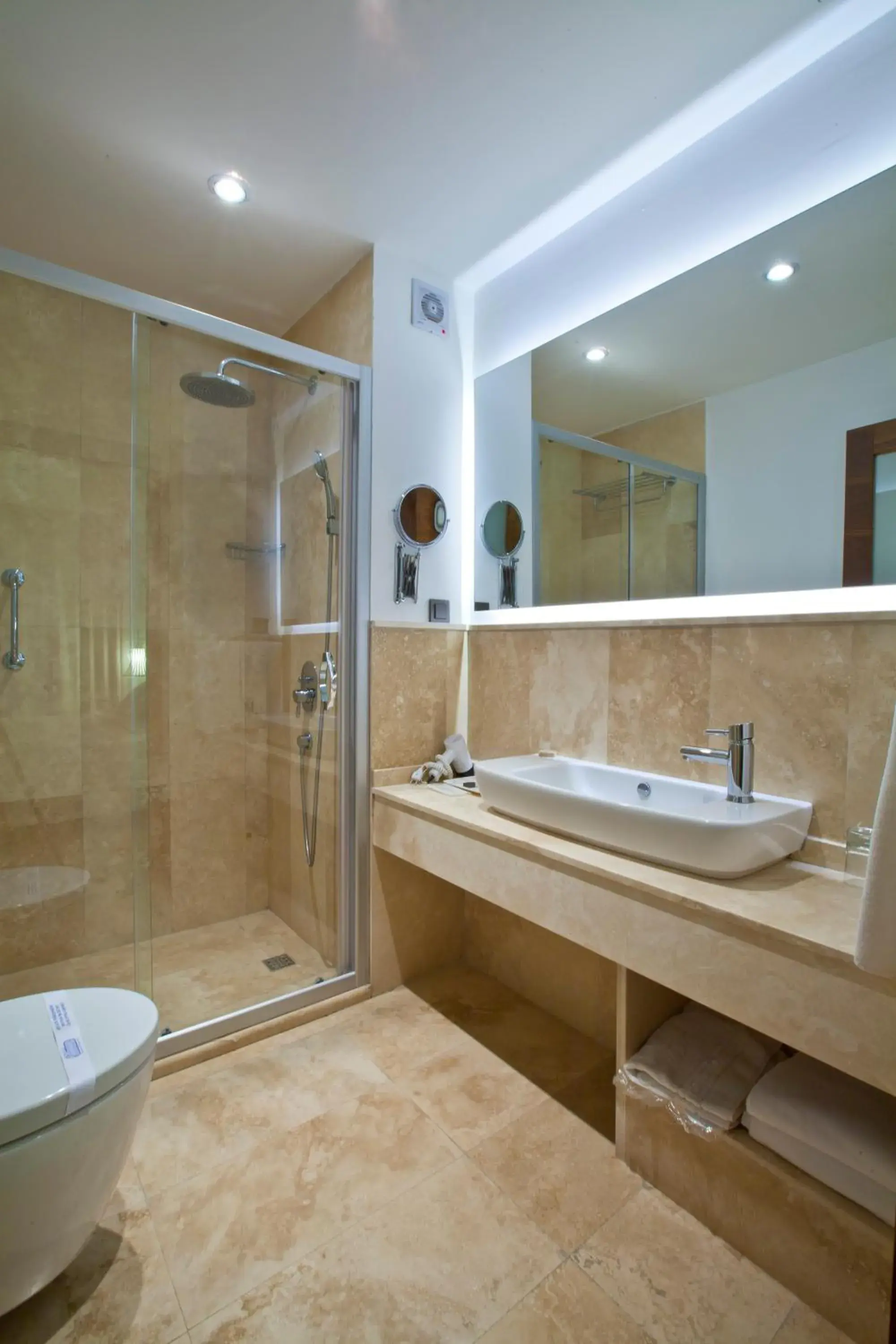 Deluxe Double or Twin Room in Flow Datca Surf & Beach Hotel Deluxe Double or Twin Room in Flow Datca Surf & Beach Hotel