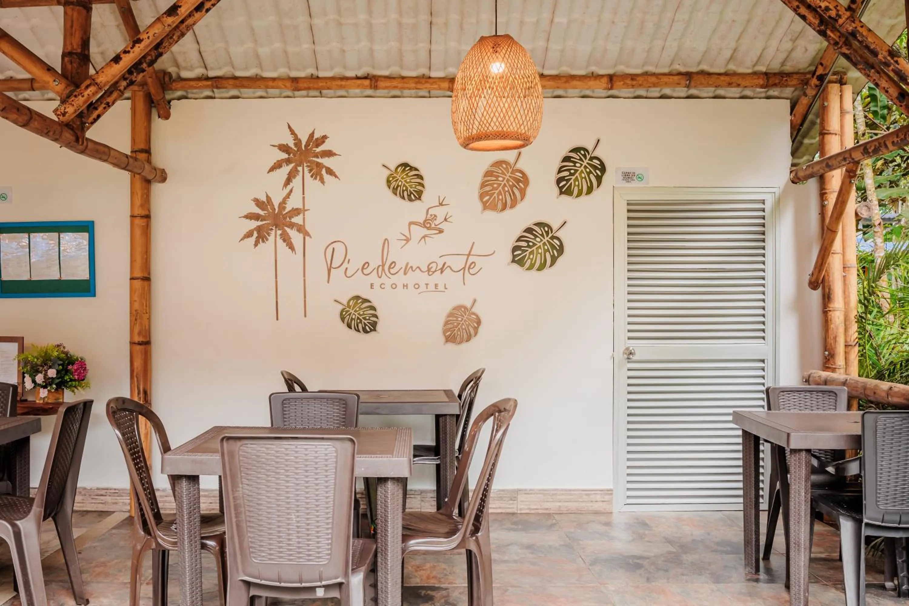 Restaurant/places to eat in Ecohotel Piedemonte