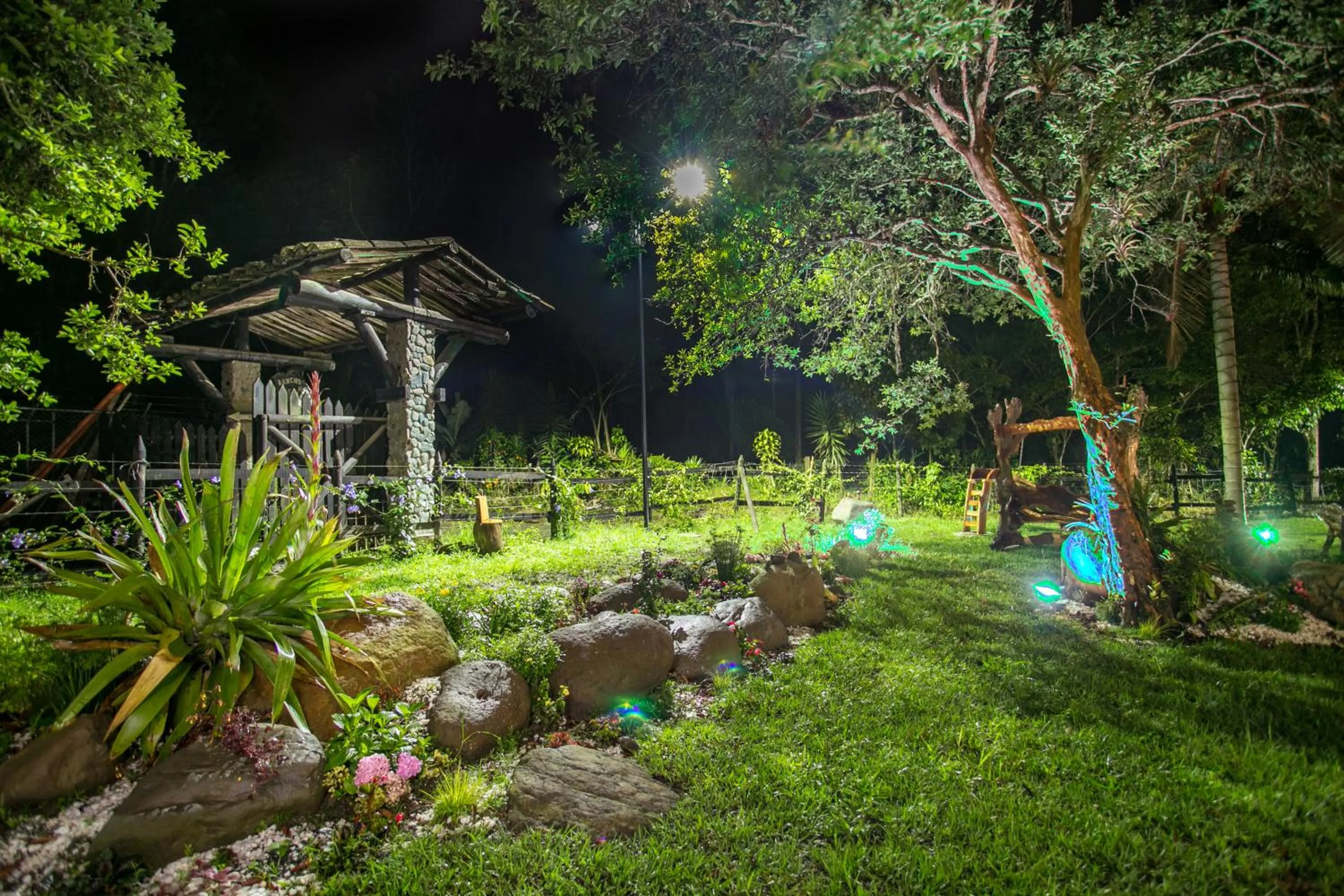 Garden view in Ecohotel Piedemonte