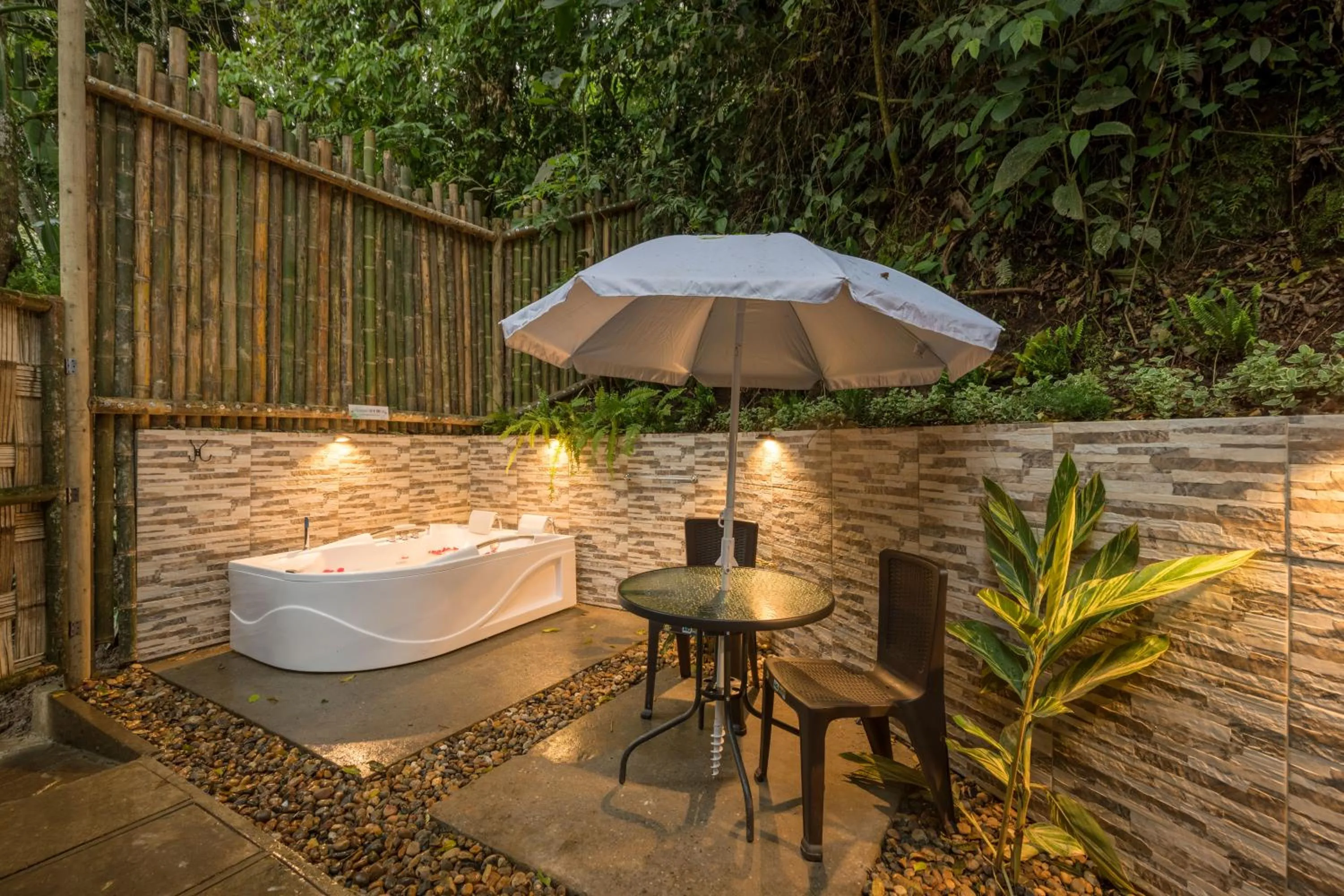 Patio in Ecohotel Piedemonte