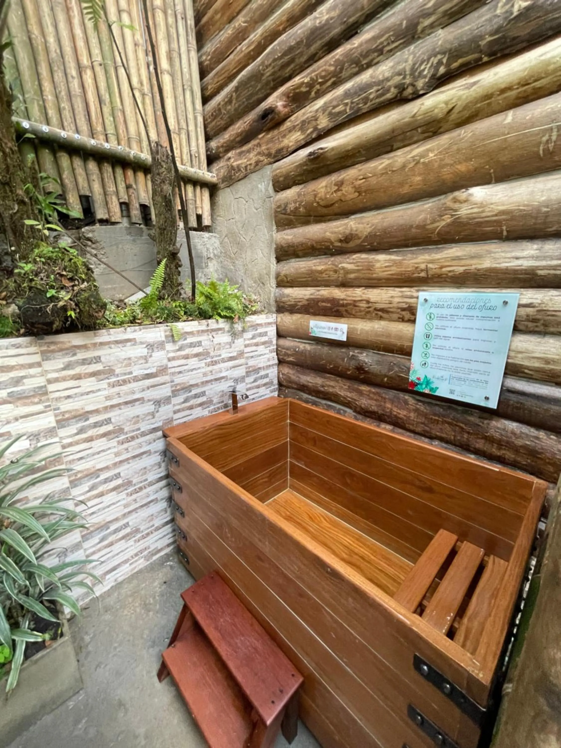 Open Air Bath in Ecohotel Piedemonte