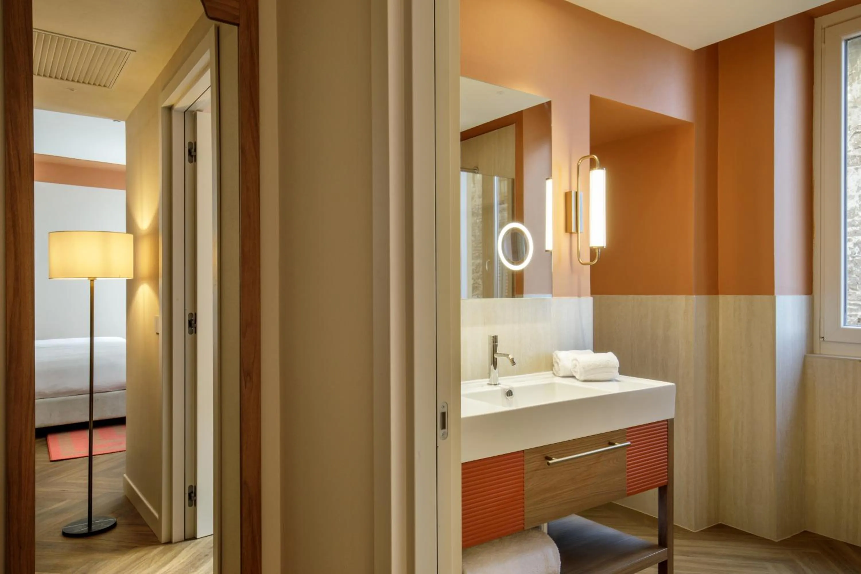 Bed in Rosetta Hotel Perugia Tapestry Collection By Hilton