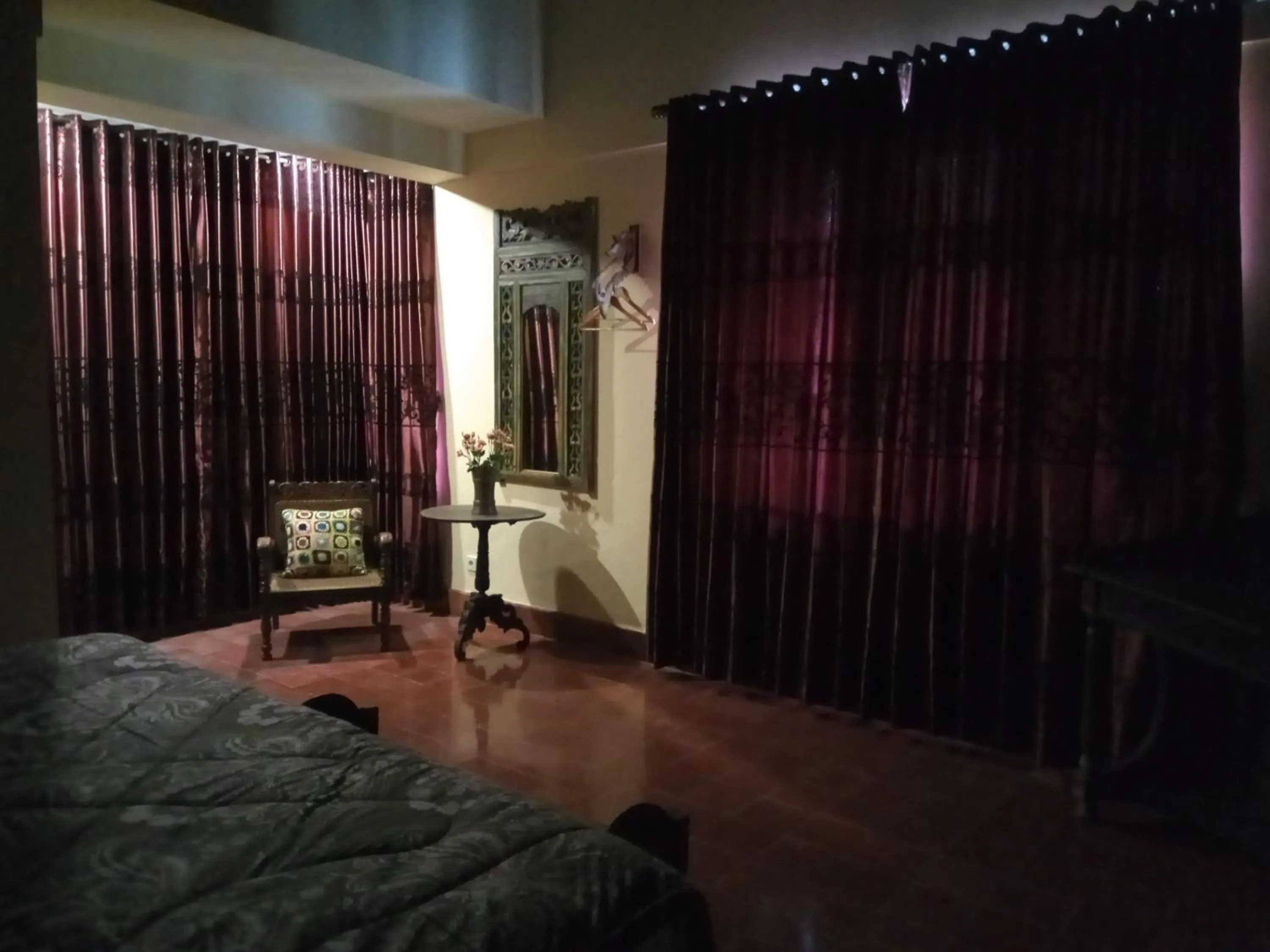 Bed in Doeloerkoe Homestay