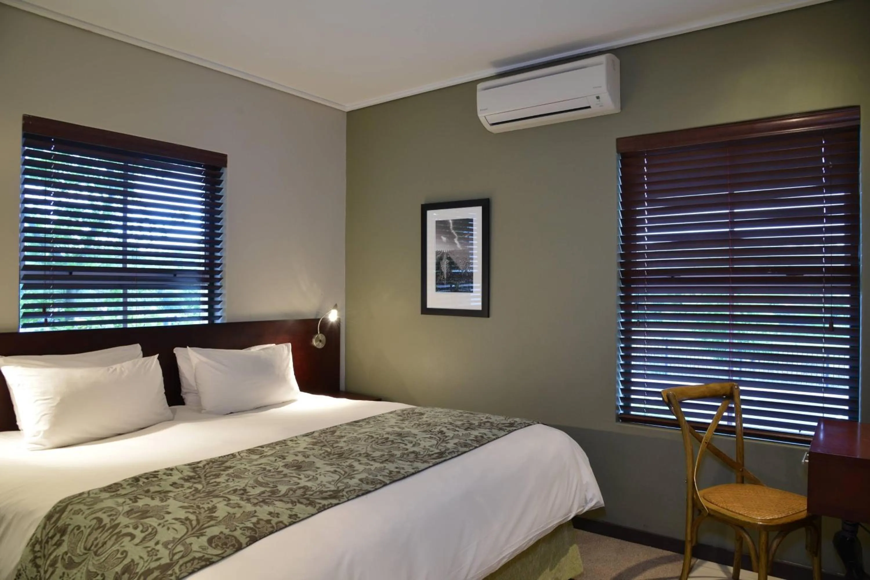 Bedroom, Bed in Protea Hotel by Marriott Cape Town Durbanville