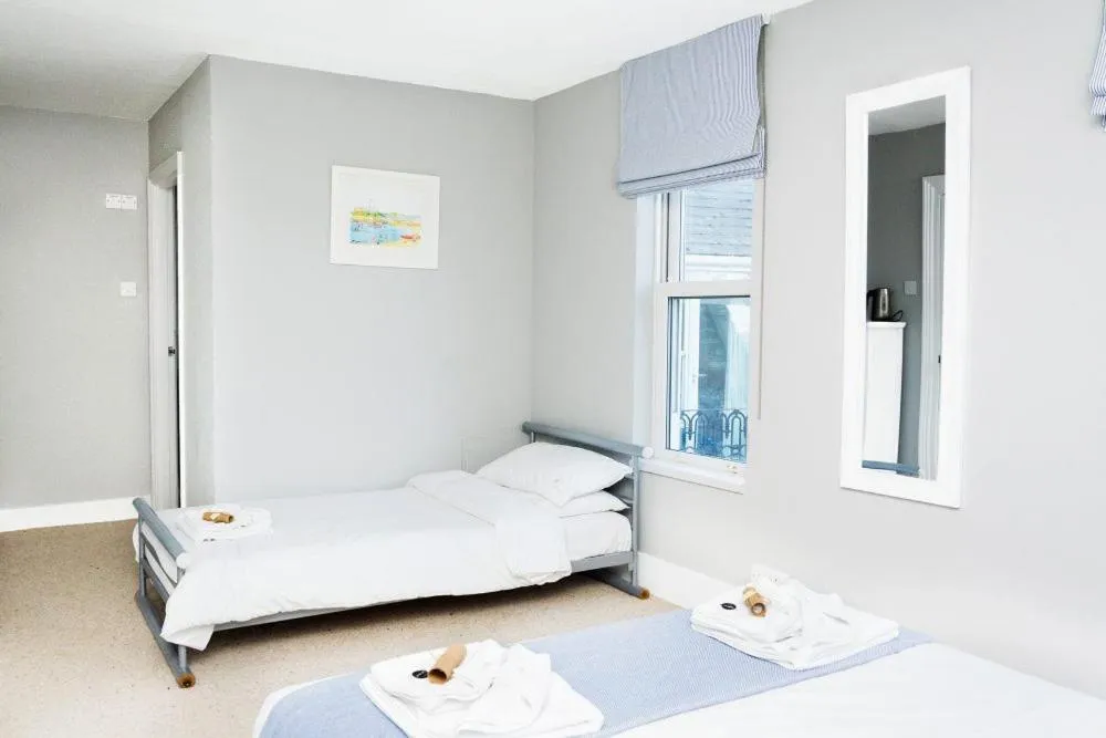 Bedroom, Bed in The Imperial Hotel