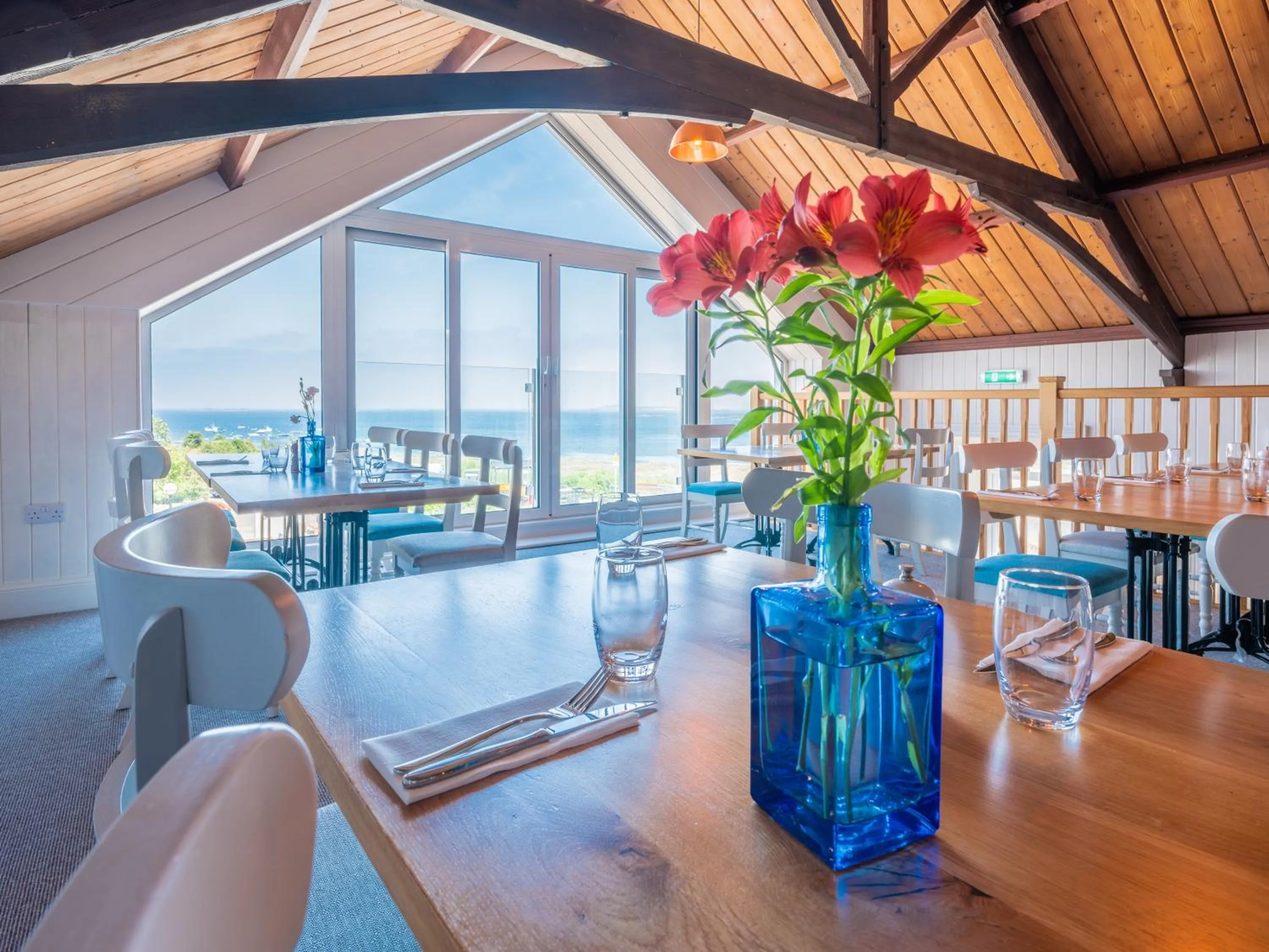 Restaurant/places to eat in The Imperial Hotel