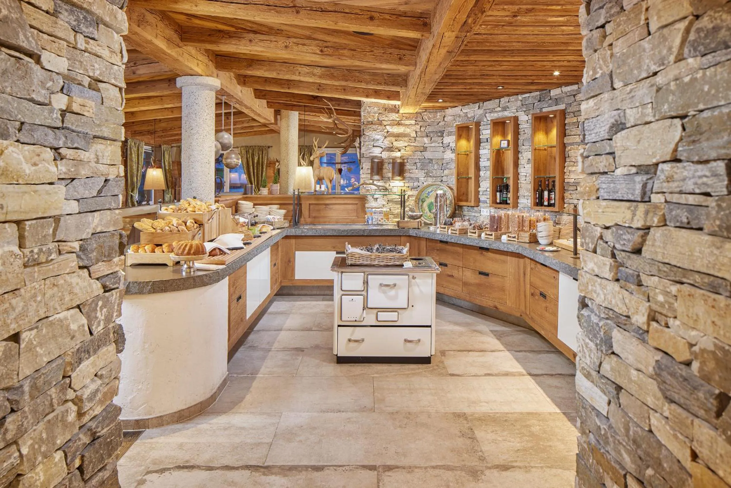 Breakfast in Hotel Sonnenhof